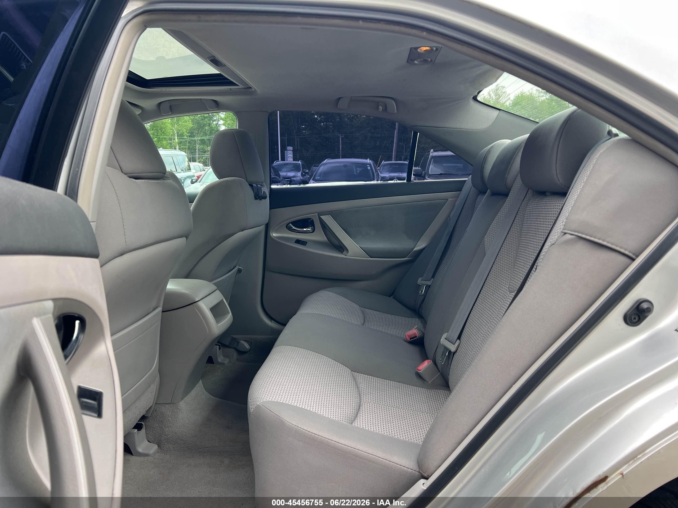 2009 Toyota Camry Se Silver vin: 4T1BE46K89U815705