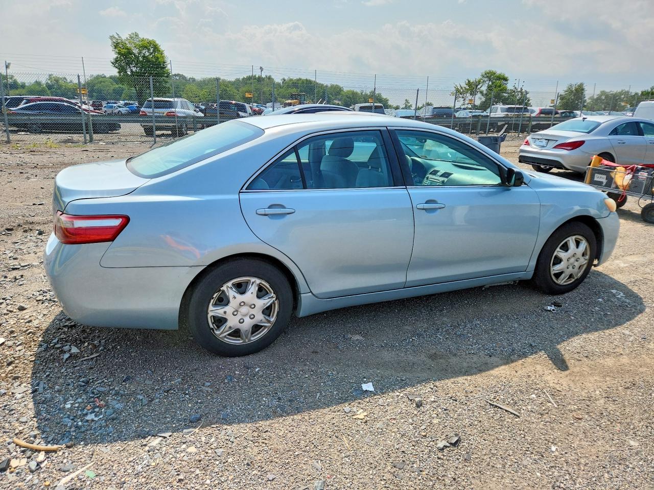 2009 Toyota Camry Le Blue vin: 4T1BE46K89U822816
