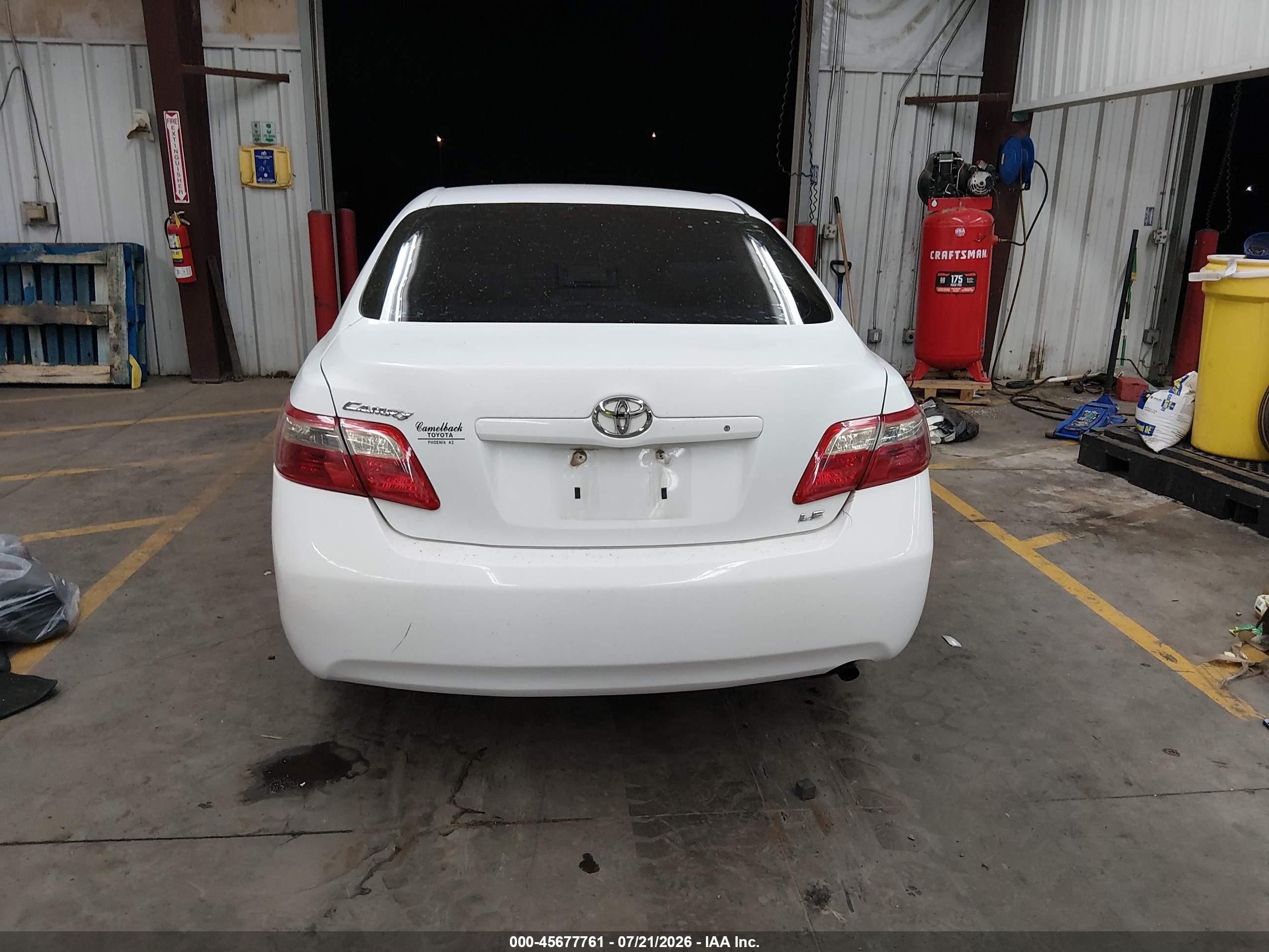 2009 Toyota Camry Le White vin: 4T1BE46K89U824856