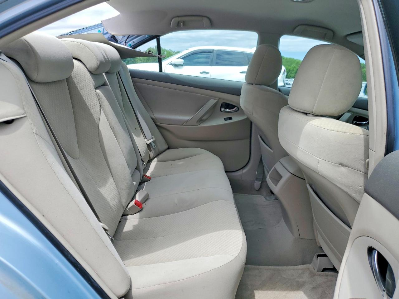 2009 Toyota Camry Le Blue vin: 4T1BE46K89U826333