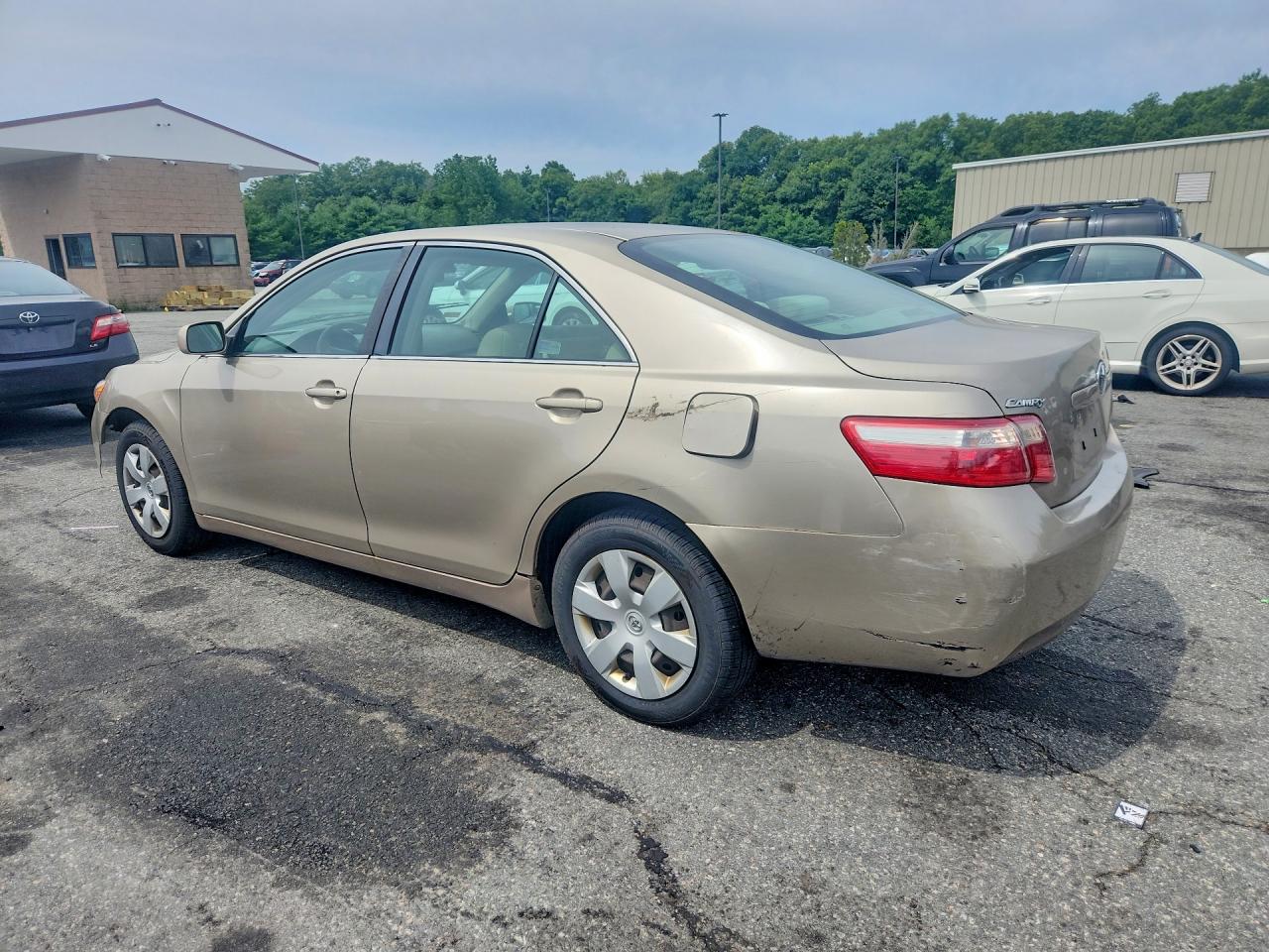 2009 Toyota Camry Base Золотой vin: 4T1BE46K89U828518