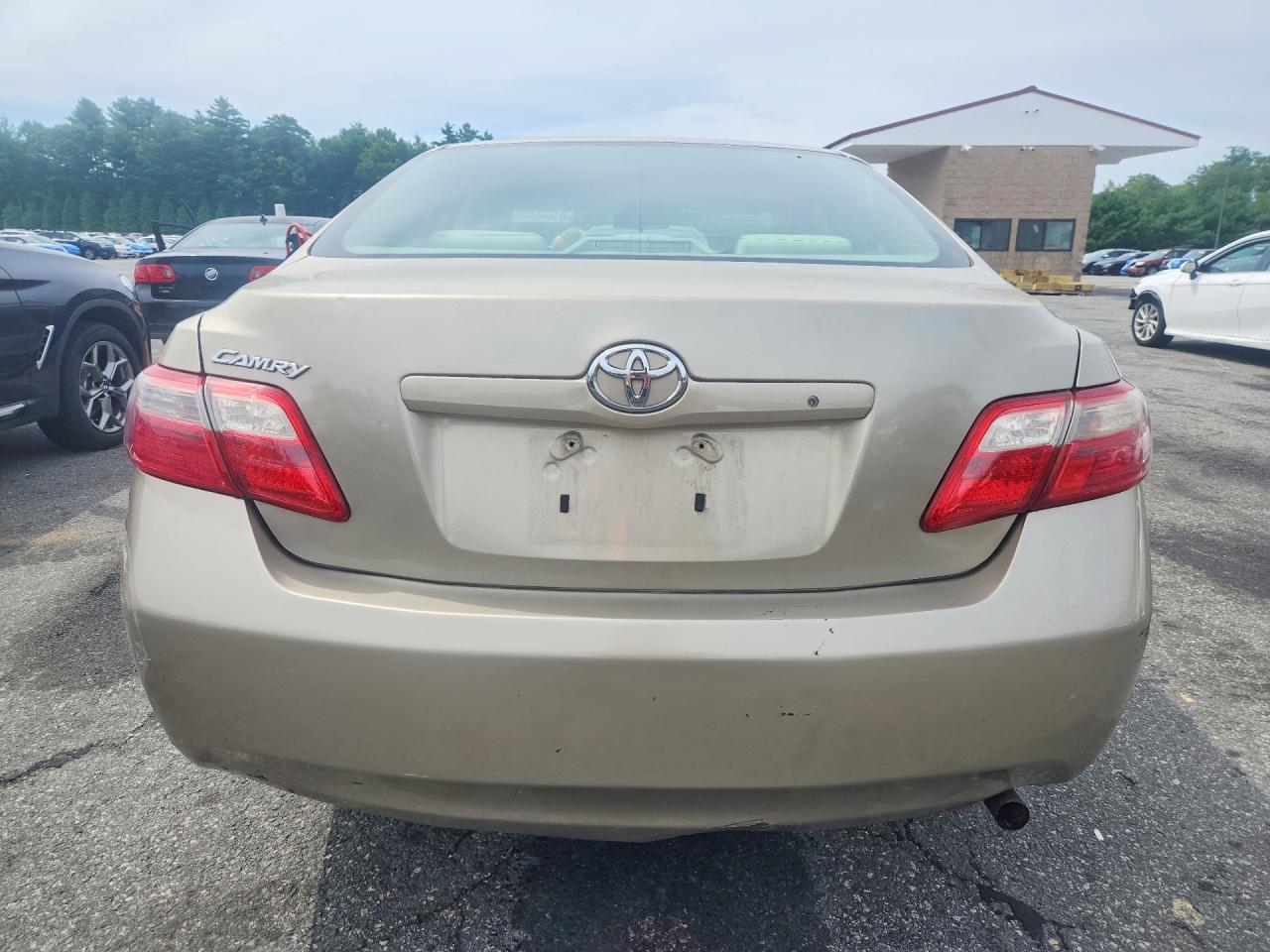 2009 Toyota Camry Base Золотой vin: 4T1BE46K89U828518