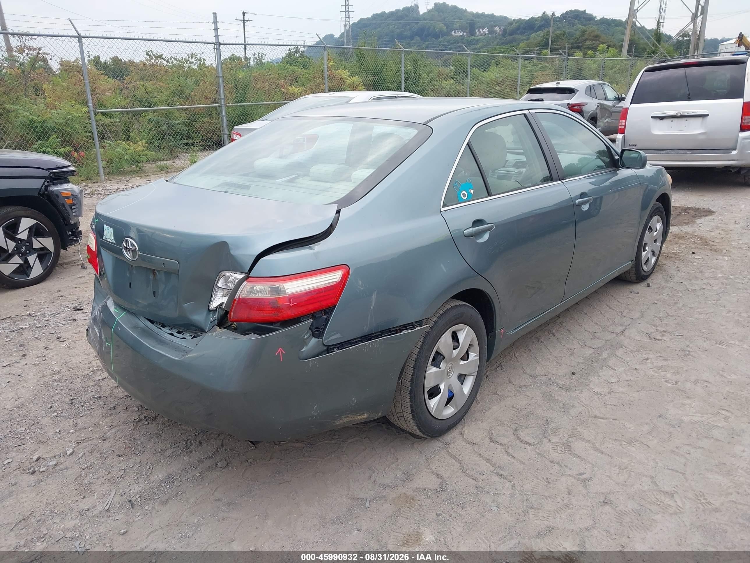 2009 Toyota Camry Le Green vin: 4T1BE46K89U834609