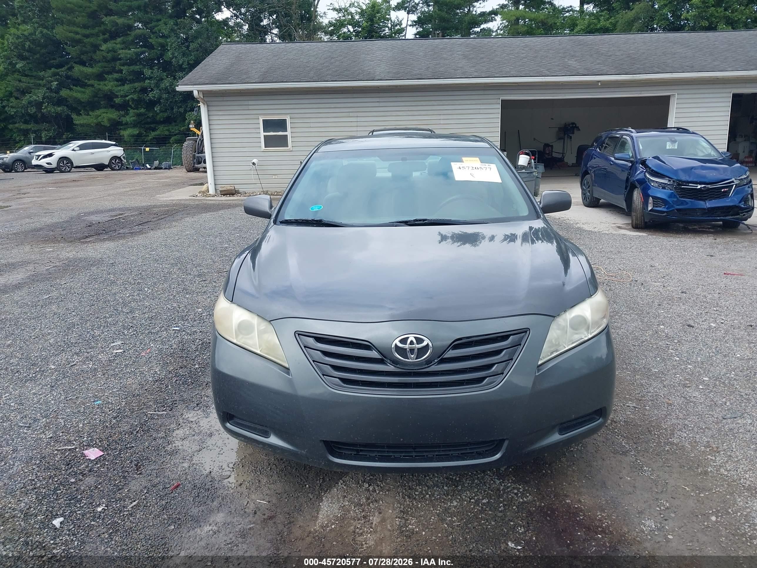 2009 Toyota Camry Le Gray vin: 4T1BE46K89U849692