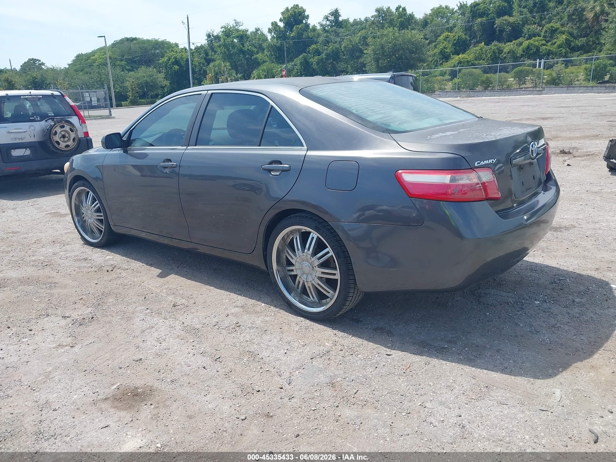 2009 Toyota Camry Le Gray vin: 4T1BE46K89U852317