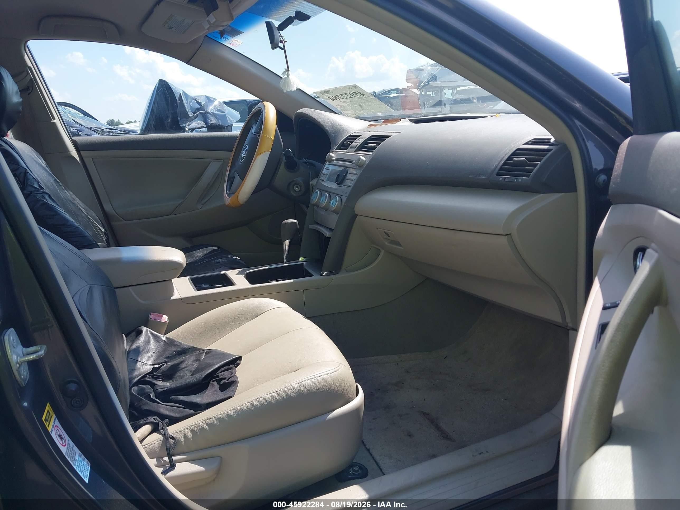 2009 Toyota Camry Le Серый vin: 4T1BE46K89U855976