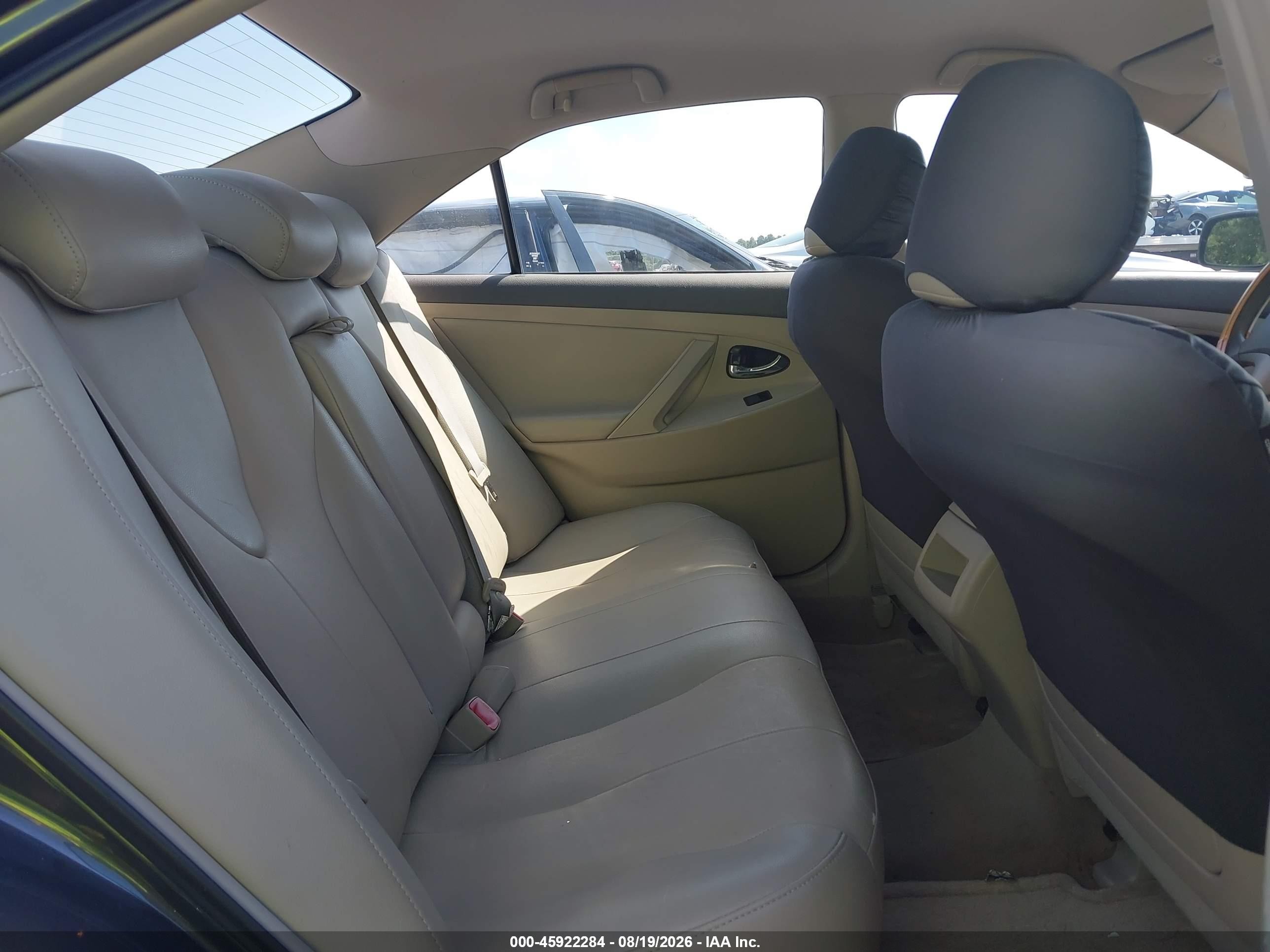 2009 Toyota Camry Le Серый vin: 4T1BE46K89U855976
