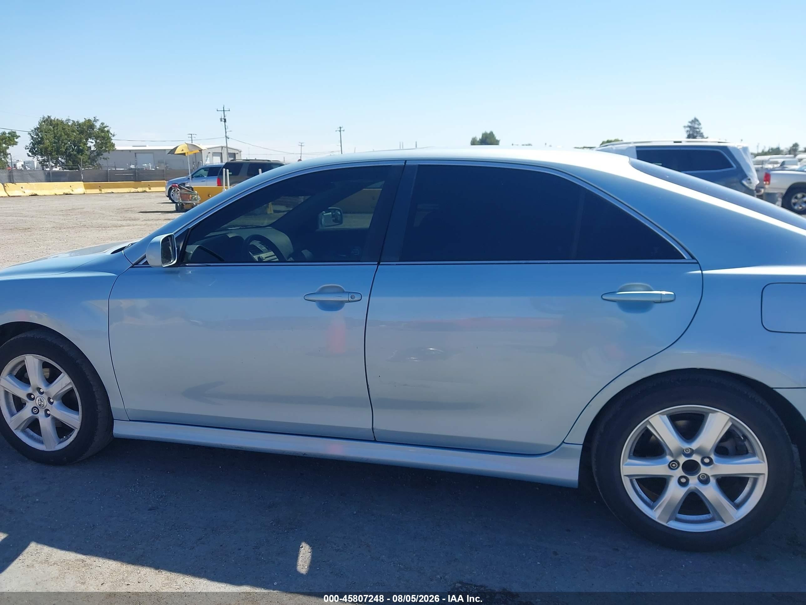 2009 Toyota Camry Se Light Blue vin: 4T1BE46K89U857985