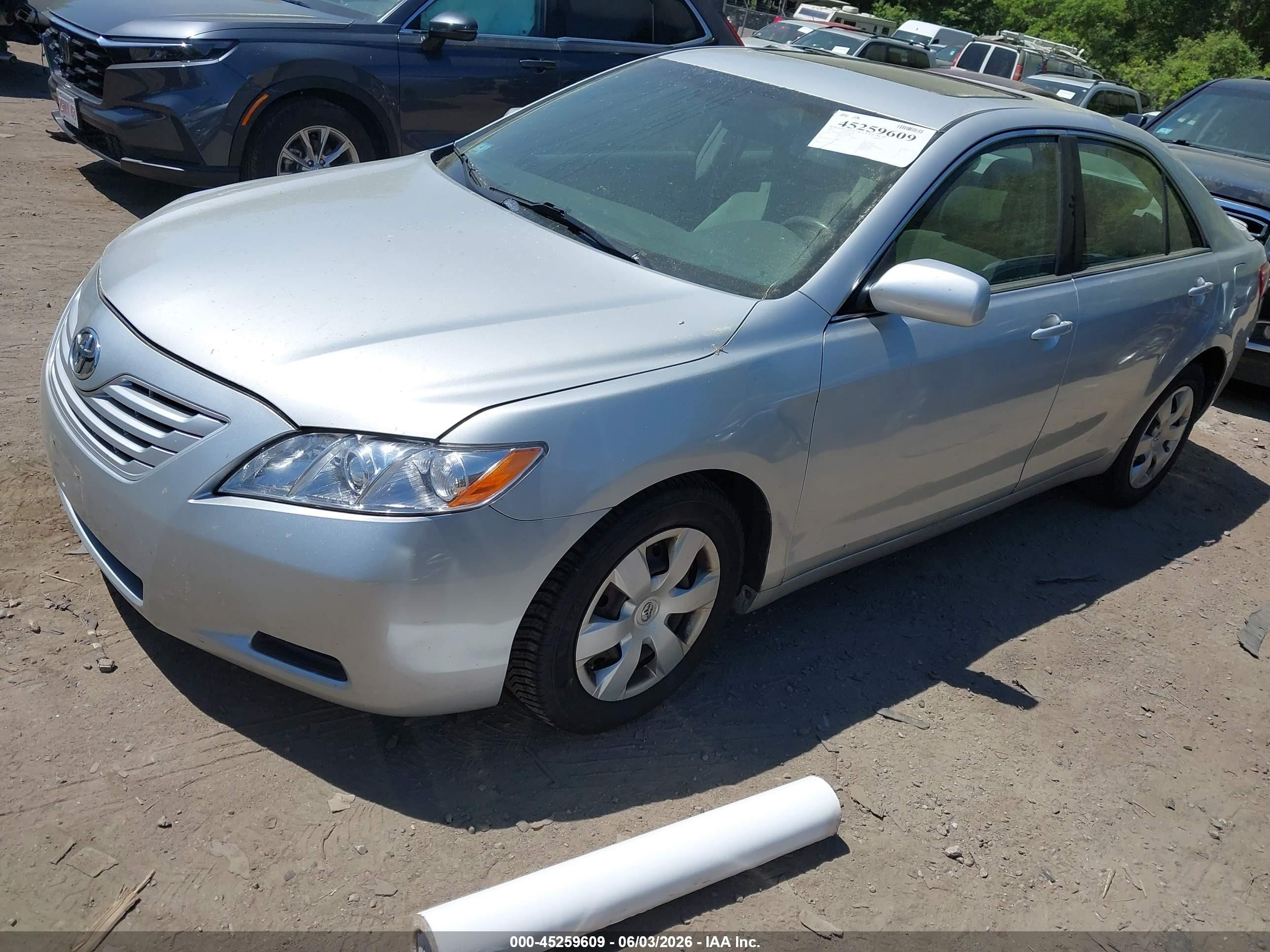 2007 Toyota Camry Le Серебряный vin: 4T1BE46K97U012723