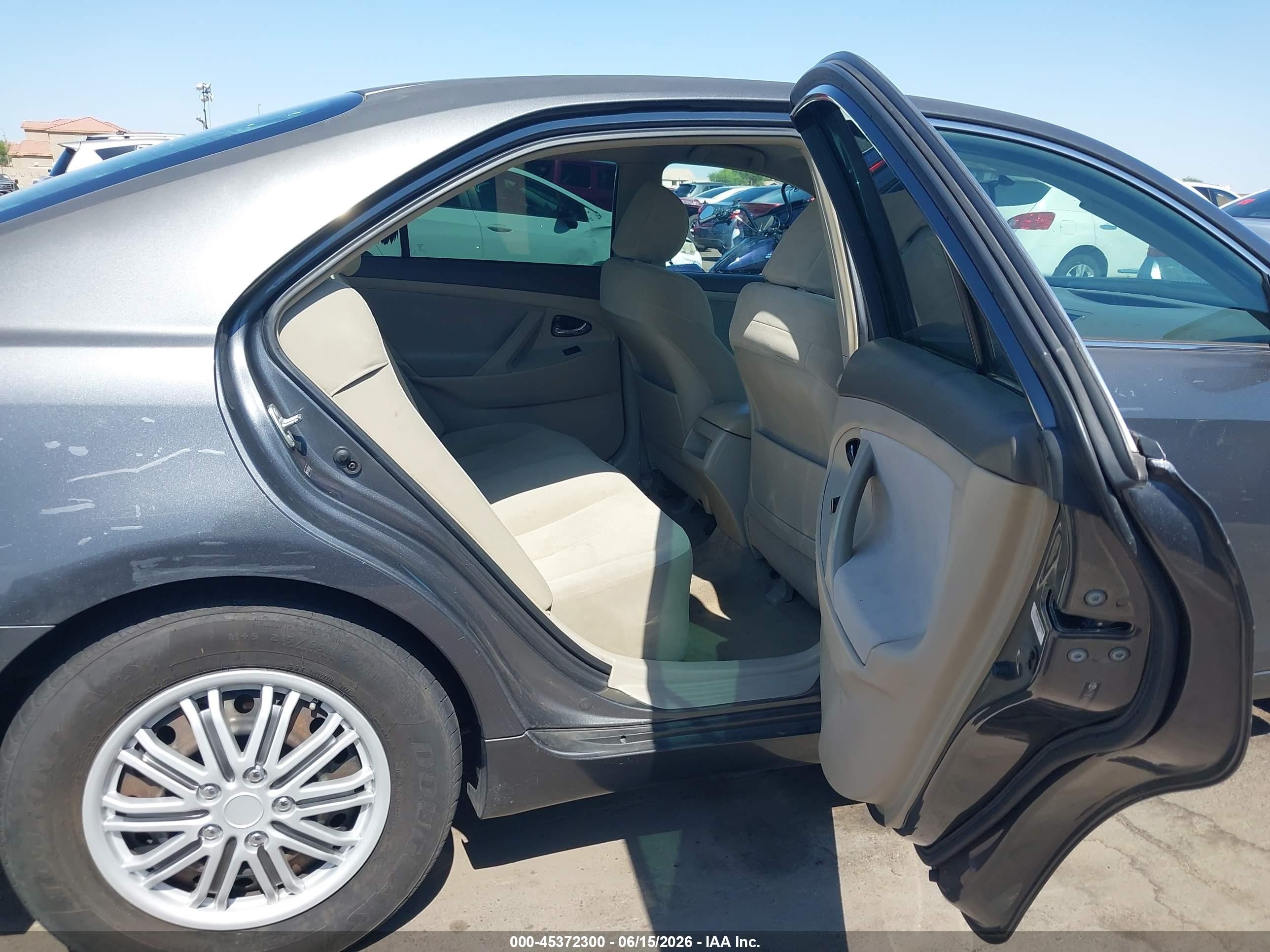 2007 Toyota Camry Le Gray vin: 4T1BE46K97U023883