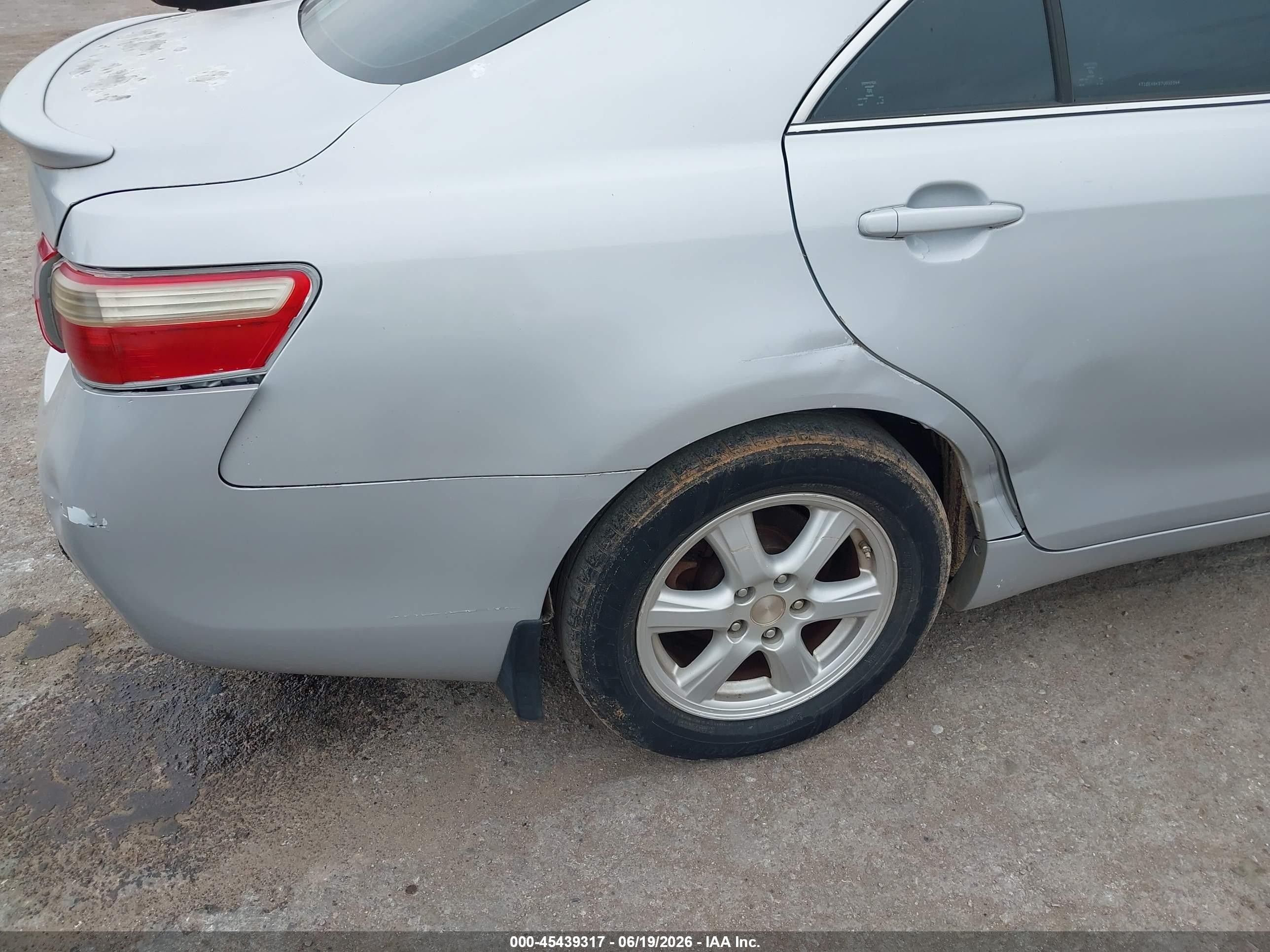 2007 Toyota Camry Le Silver vin: 4T1BE46K97U035564
