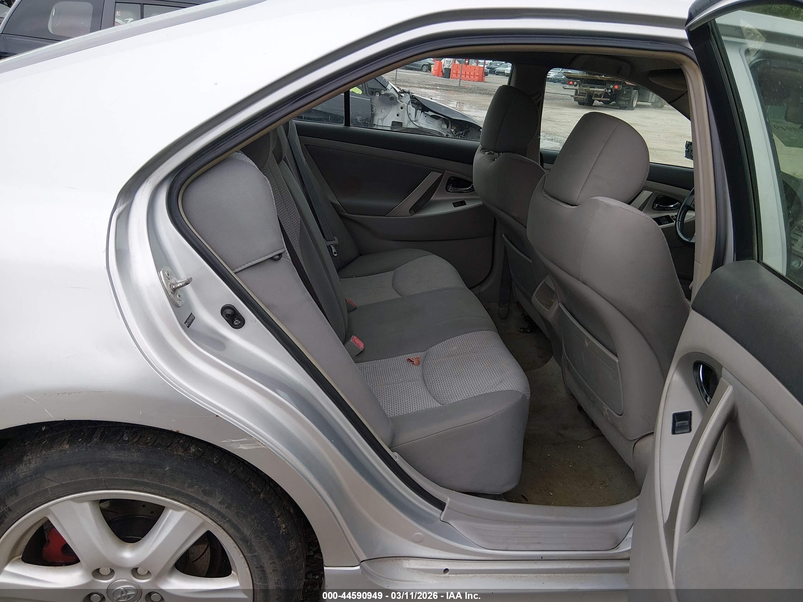 2007 Toyota Camry Se Silver vin: 4T1BE46K97U046399