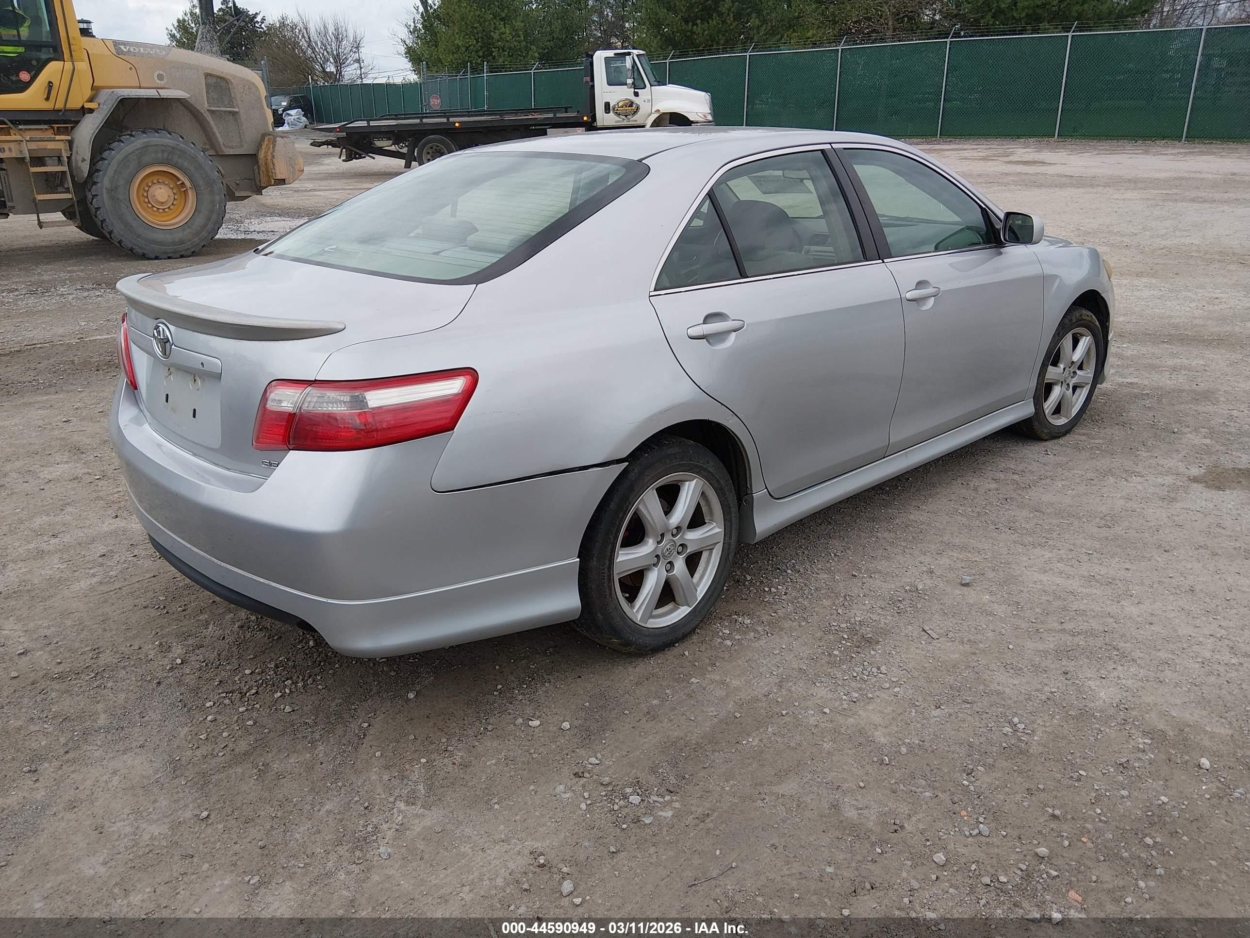 2007 Toyota Camry Se Silver vin: 4T1BE46K97U046399