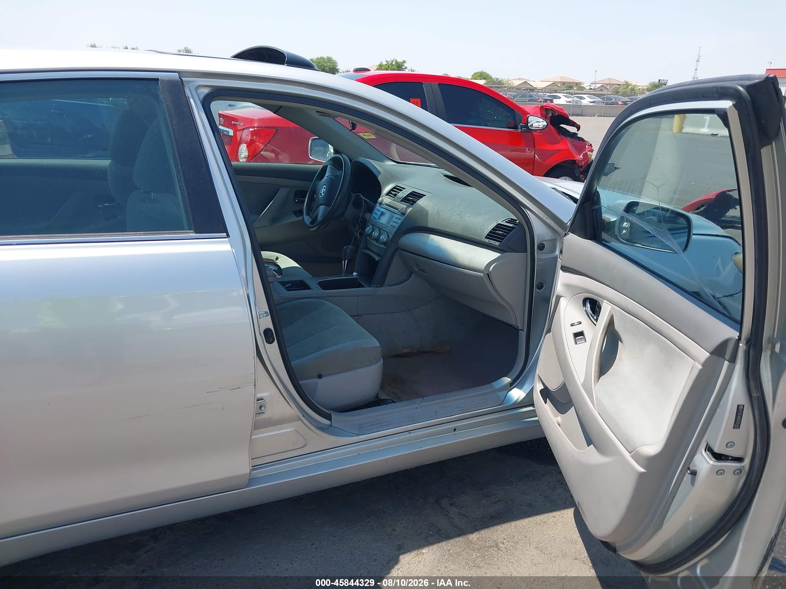2007 Toyota Camry Le Silver vin: 4T1BE46K97U051912