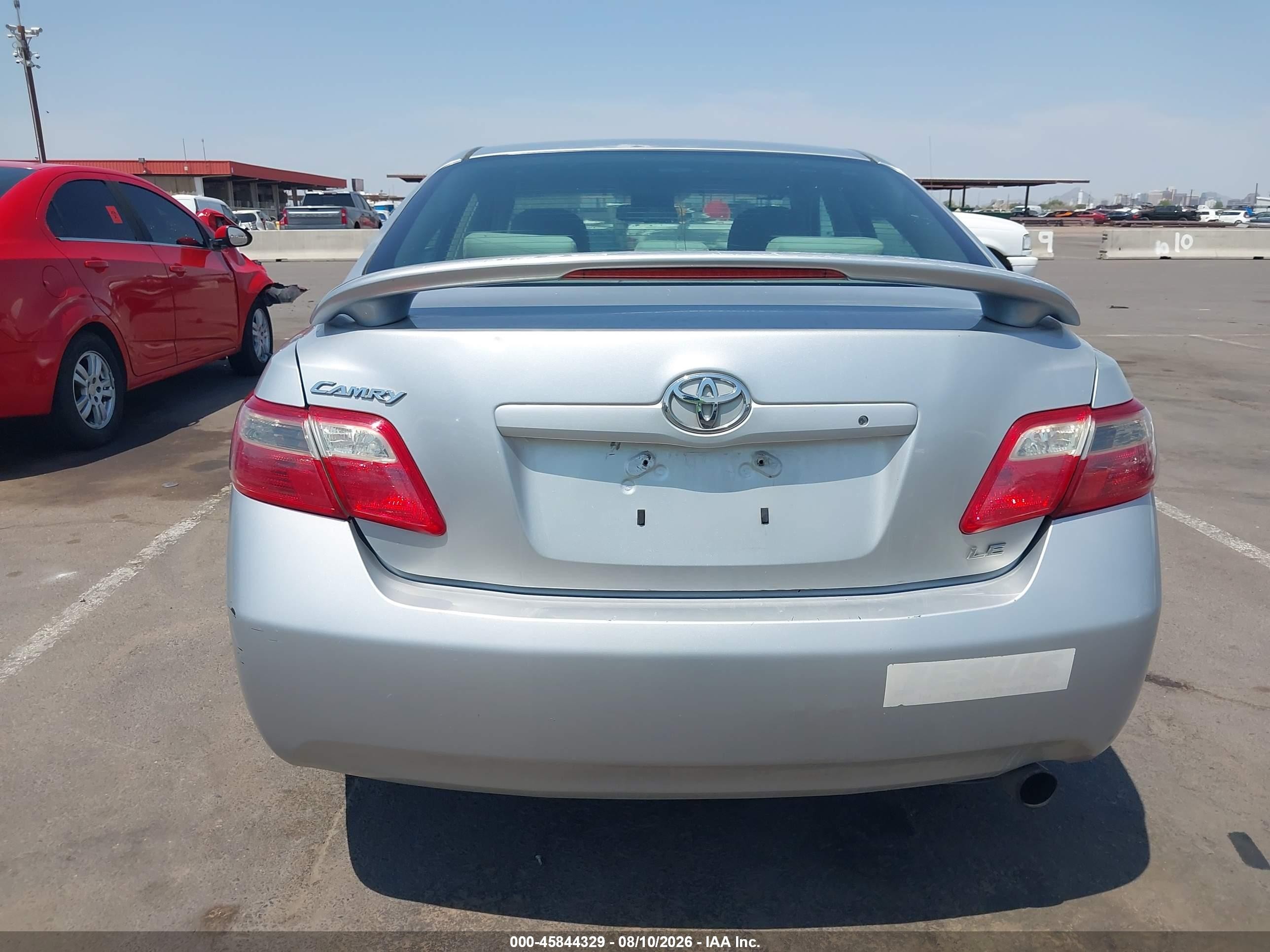 2007 Toyota Camry Le Silver vin: 4T1BE46K97U051912