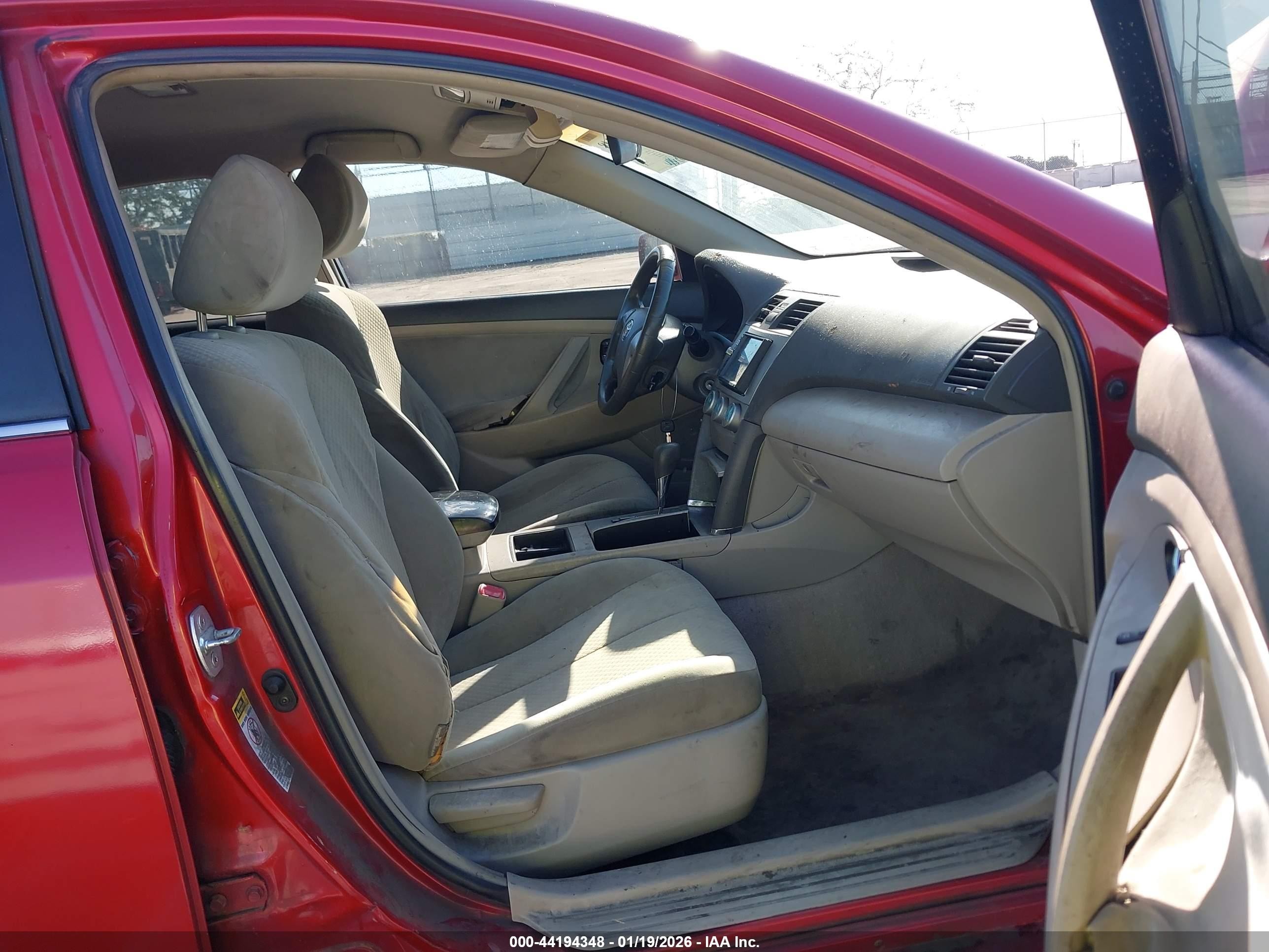 2007 Toyota Camry Le Red vin: 4T1BE46K97U062828