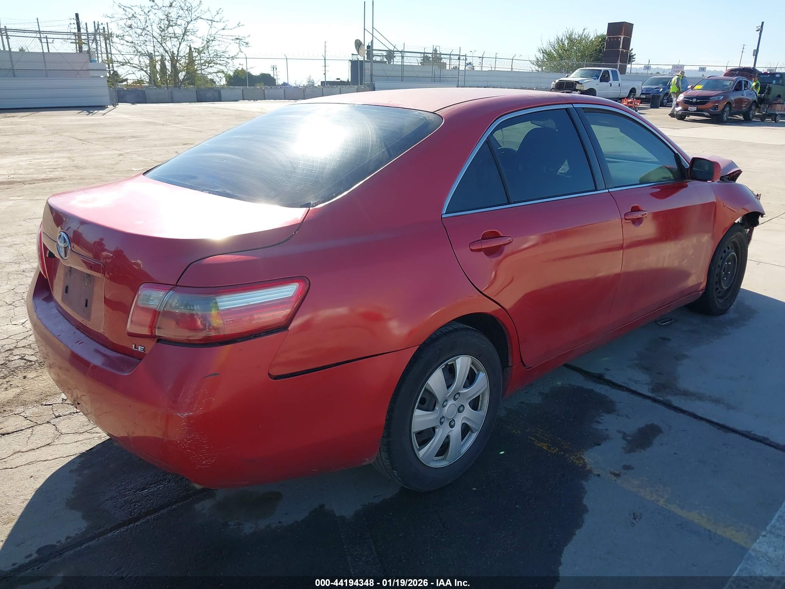 2007 Toyota Camry Le Red vin: 4T1BE46K97U062828