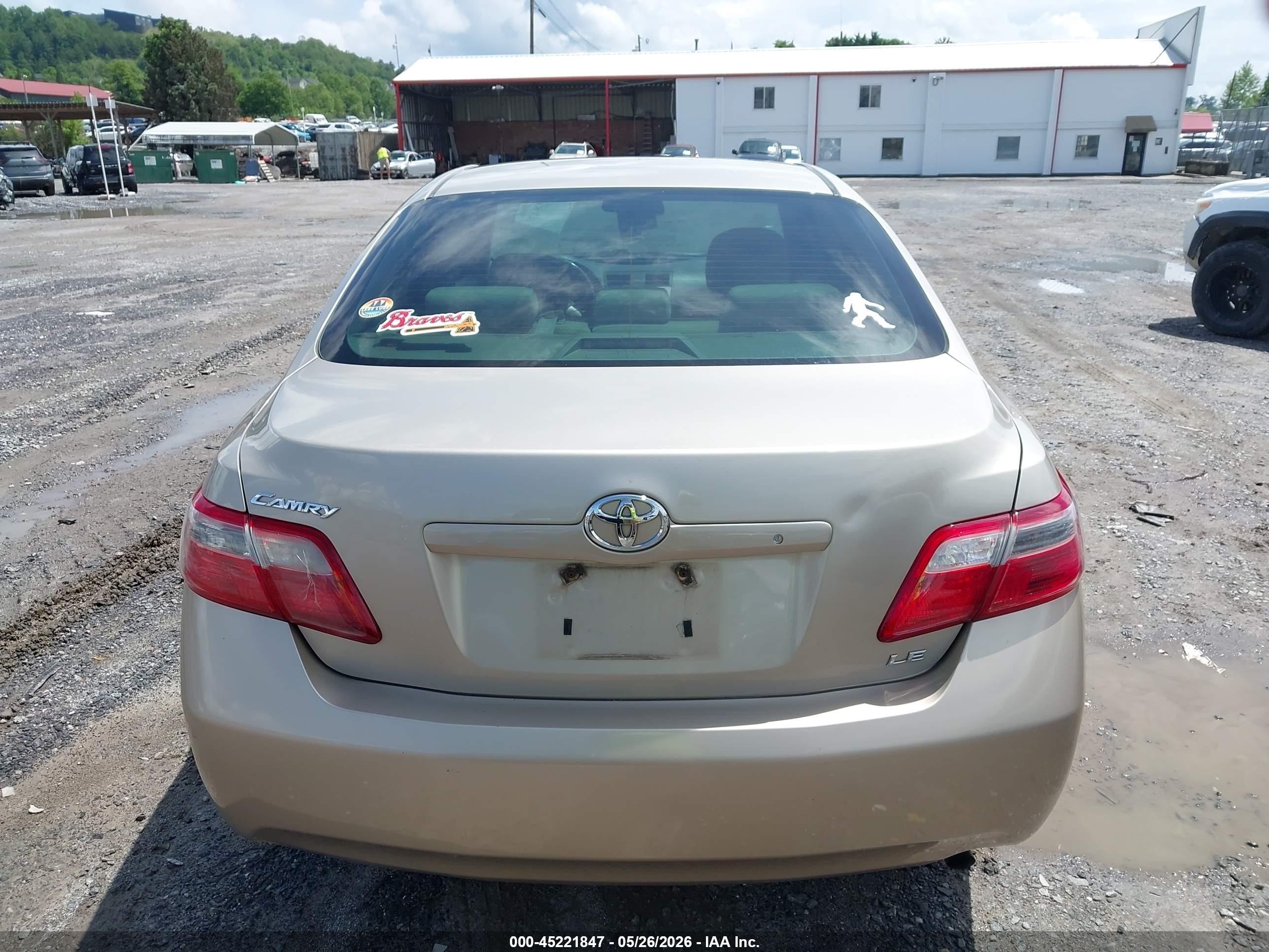 2007 Toyota Camry Le Gold vin: 4T1BE46K97U067897