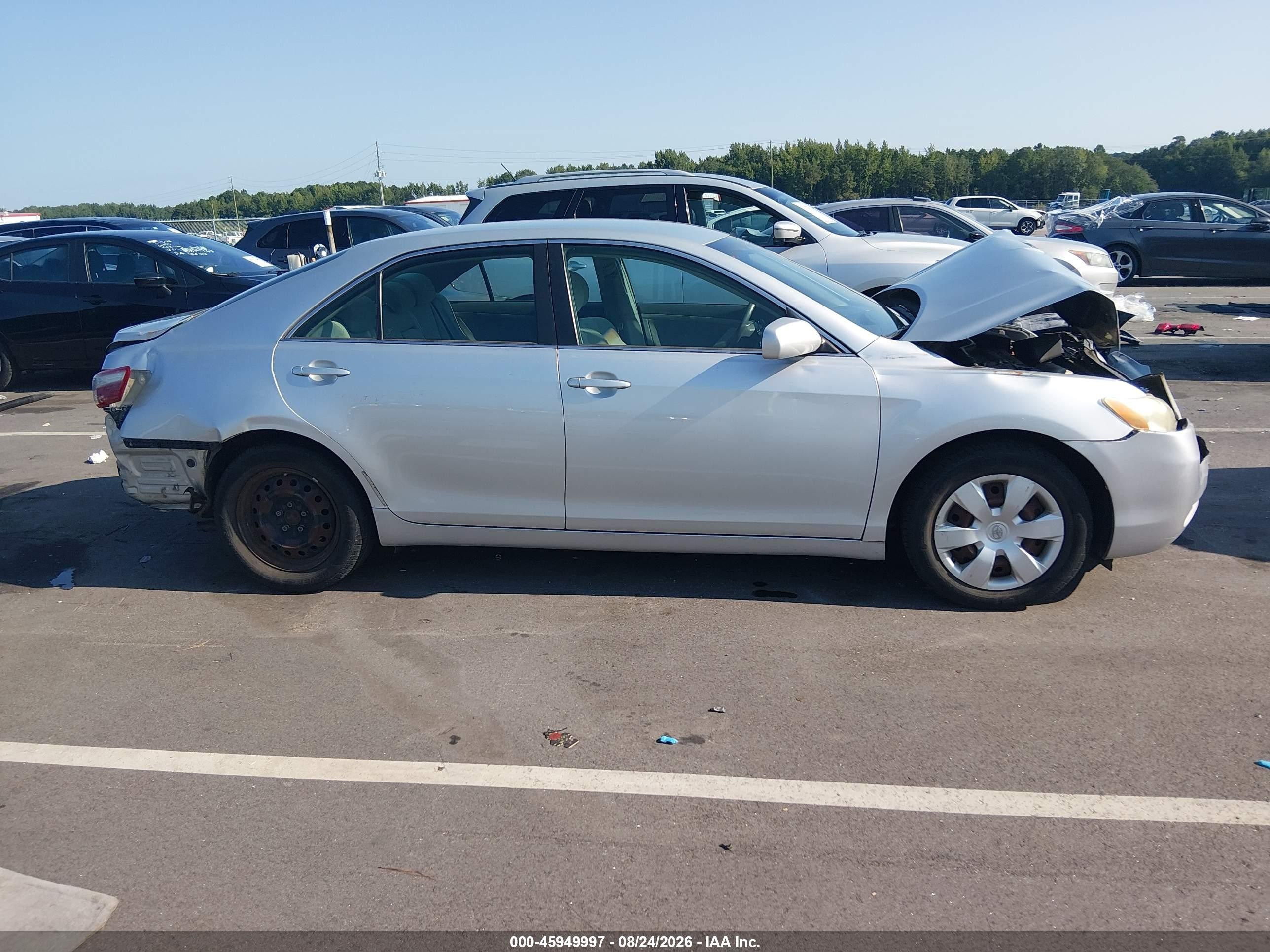 2007 Toyota Camry Le Серебряный vin: 4T1BE46K97U069682