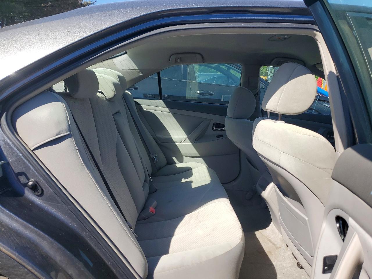 2007 Toyota Camry Le Gray vin: 4T1BE46K97U072582