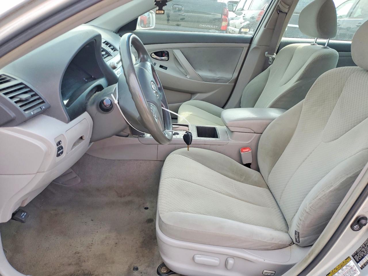 2007 Toyota Camry Le Silver vin: 4T1BE46K97U096879