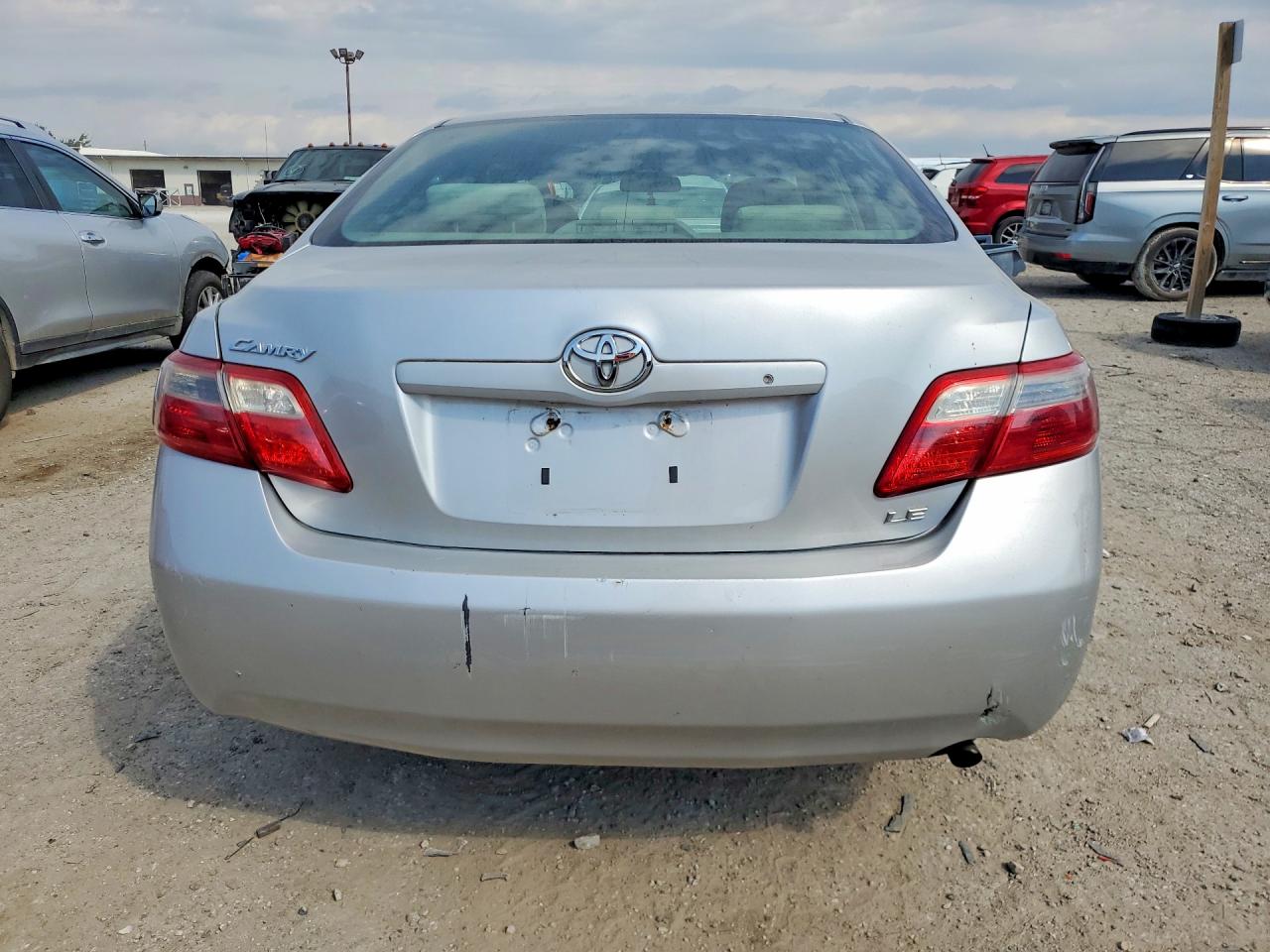 2007 Toyota Camry Le Silver vin: 4T1BE46K97U096879