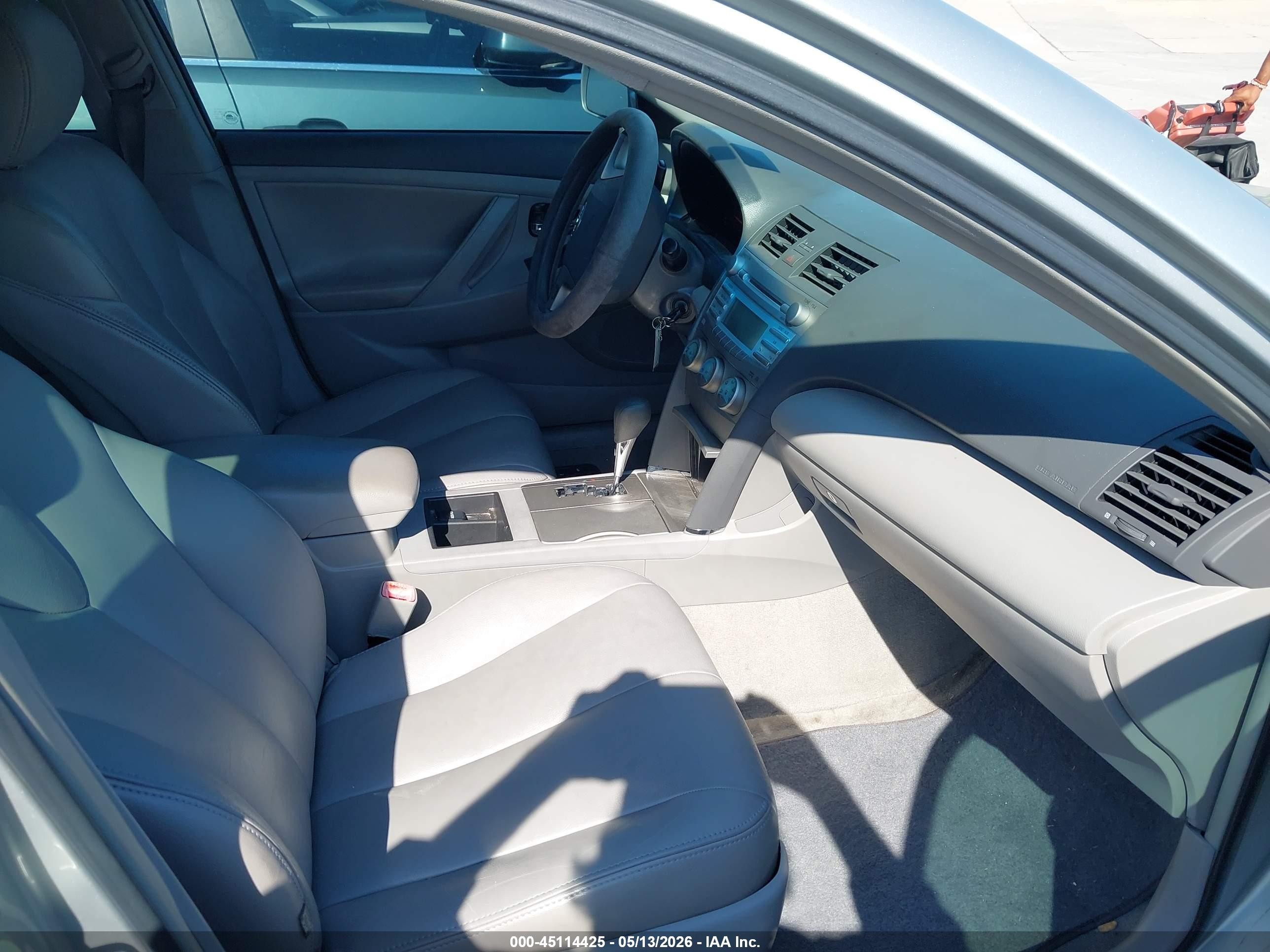 2007 Toyota Camry Le Silver vin: 4T1BE46K97U099992