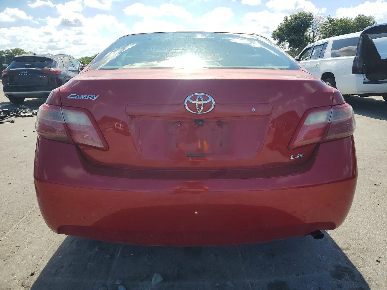 2007 Toyota Camry Le Красный vin: 4T1BE46K97U121036
