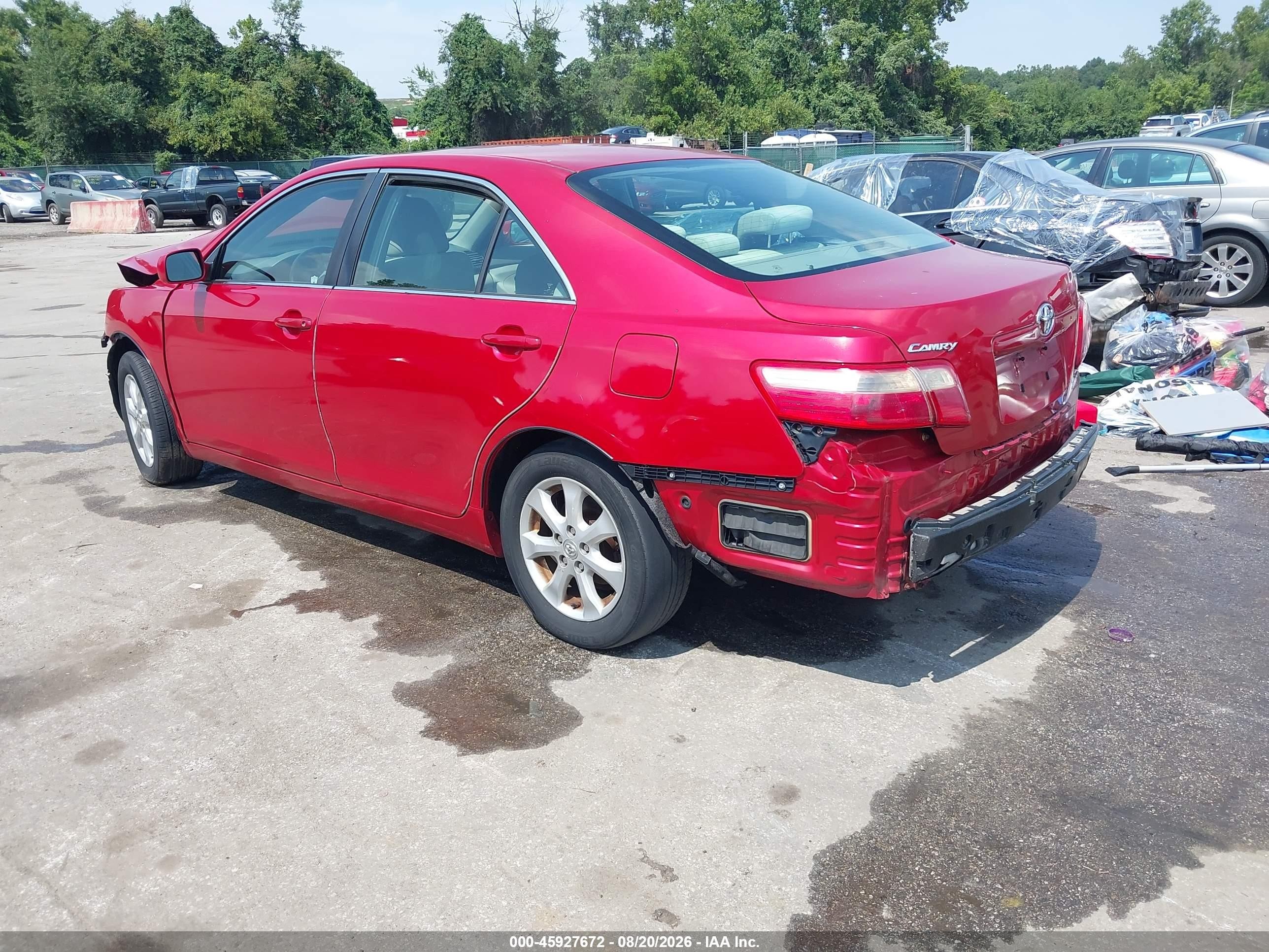 2007 Toyota Camry Le Red vin: 4T1BE46K97U174917