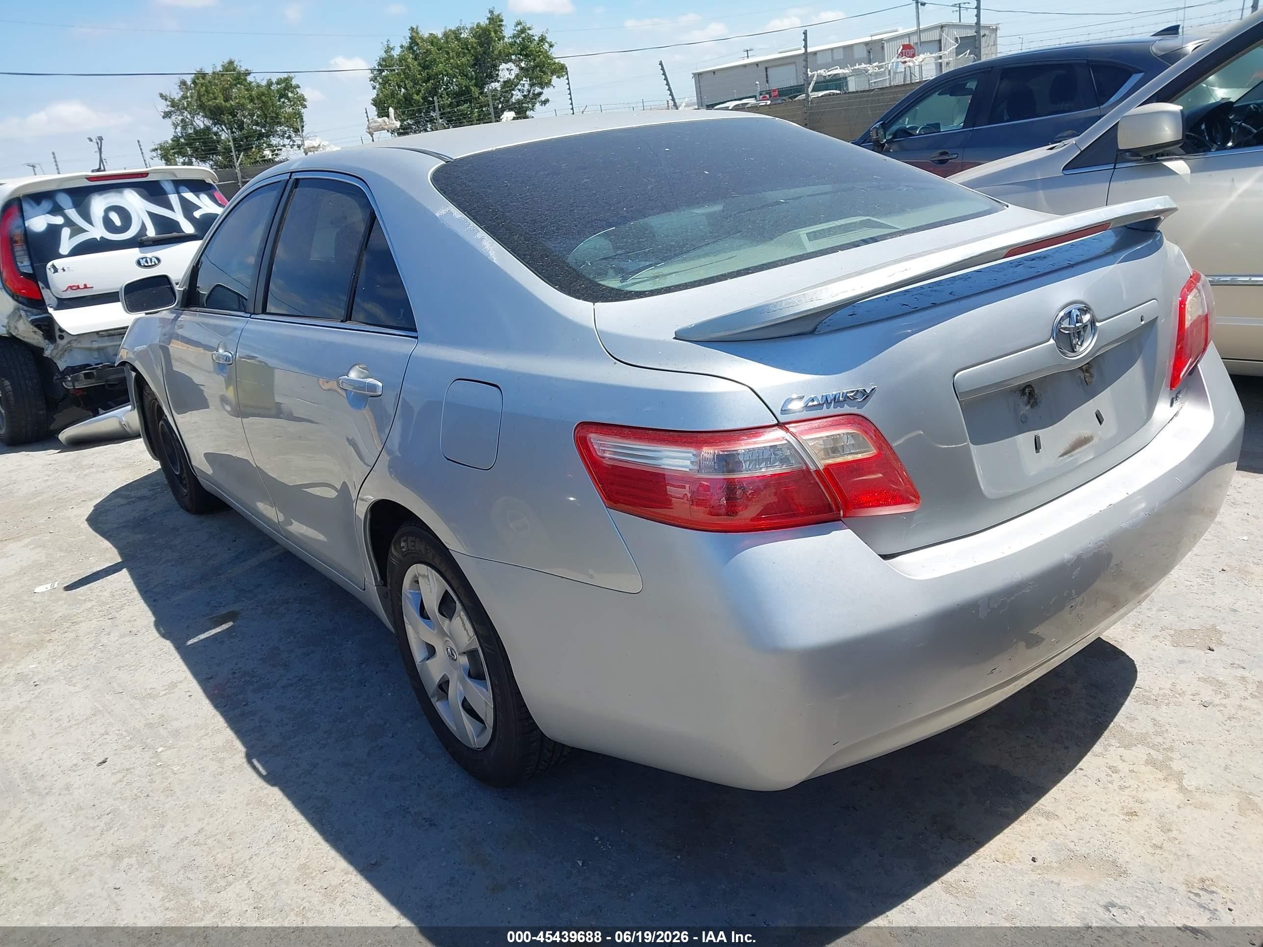 2007 Toyota Camry Le Серебряный vin: 4T1BE46K97U178868