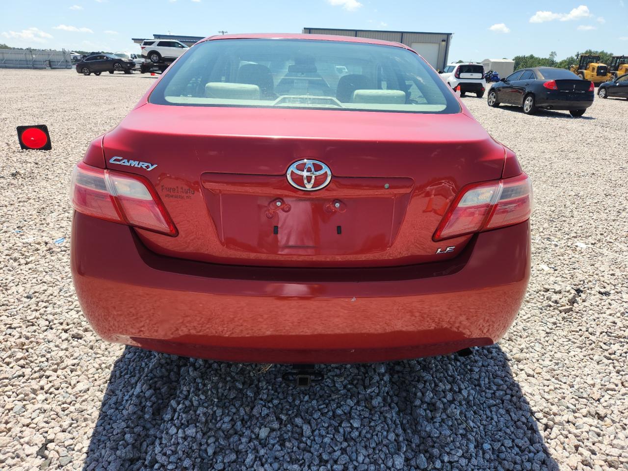2007 Toyota Camry Le Red vin: 4T1BE46K97U181396