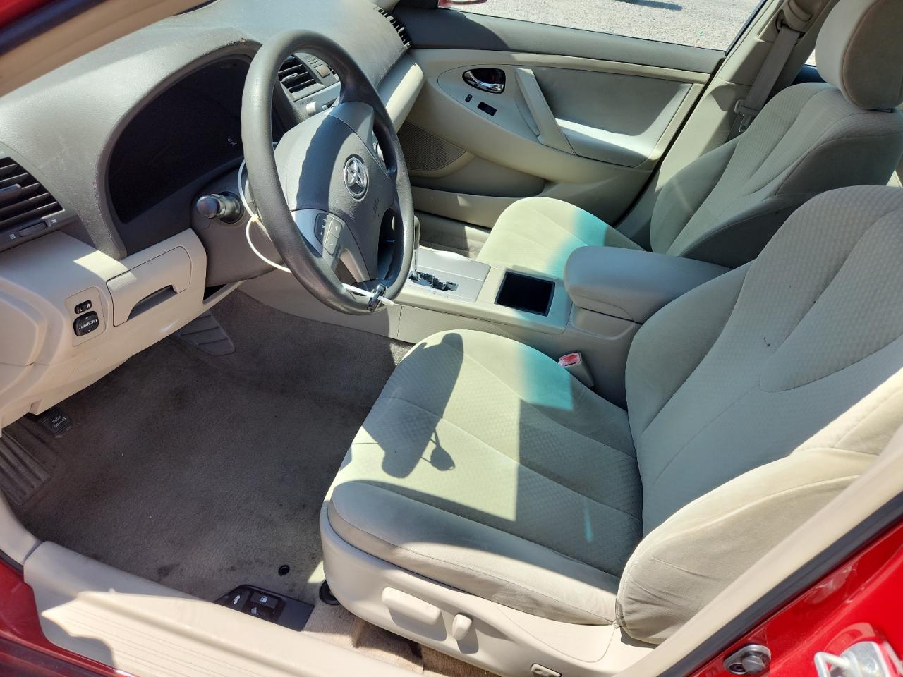 2007 Toyota Camry Le Red vin: 4T1BE46K97U181396