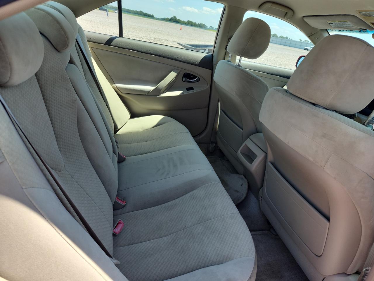 2007 Toyota Camry Le Red vin: 4T1BE46K97U181396