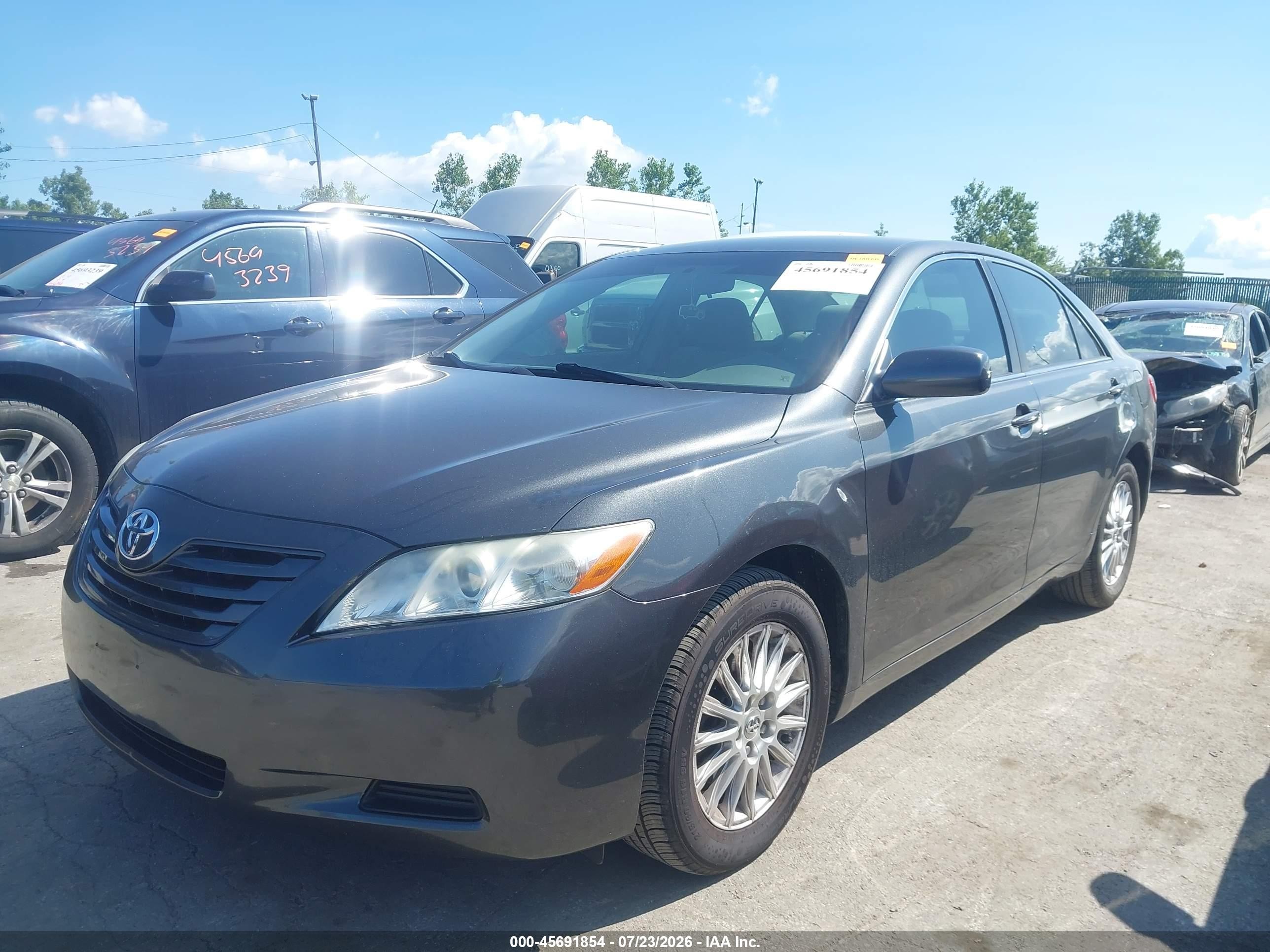 2007 Toyota Camry Le Gray vin: 4T1BE46K97U528841