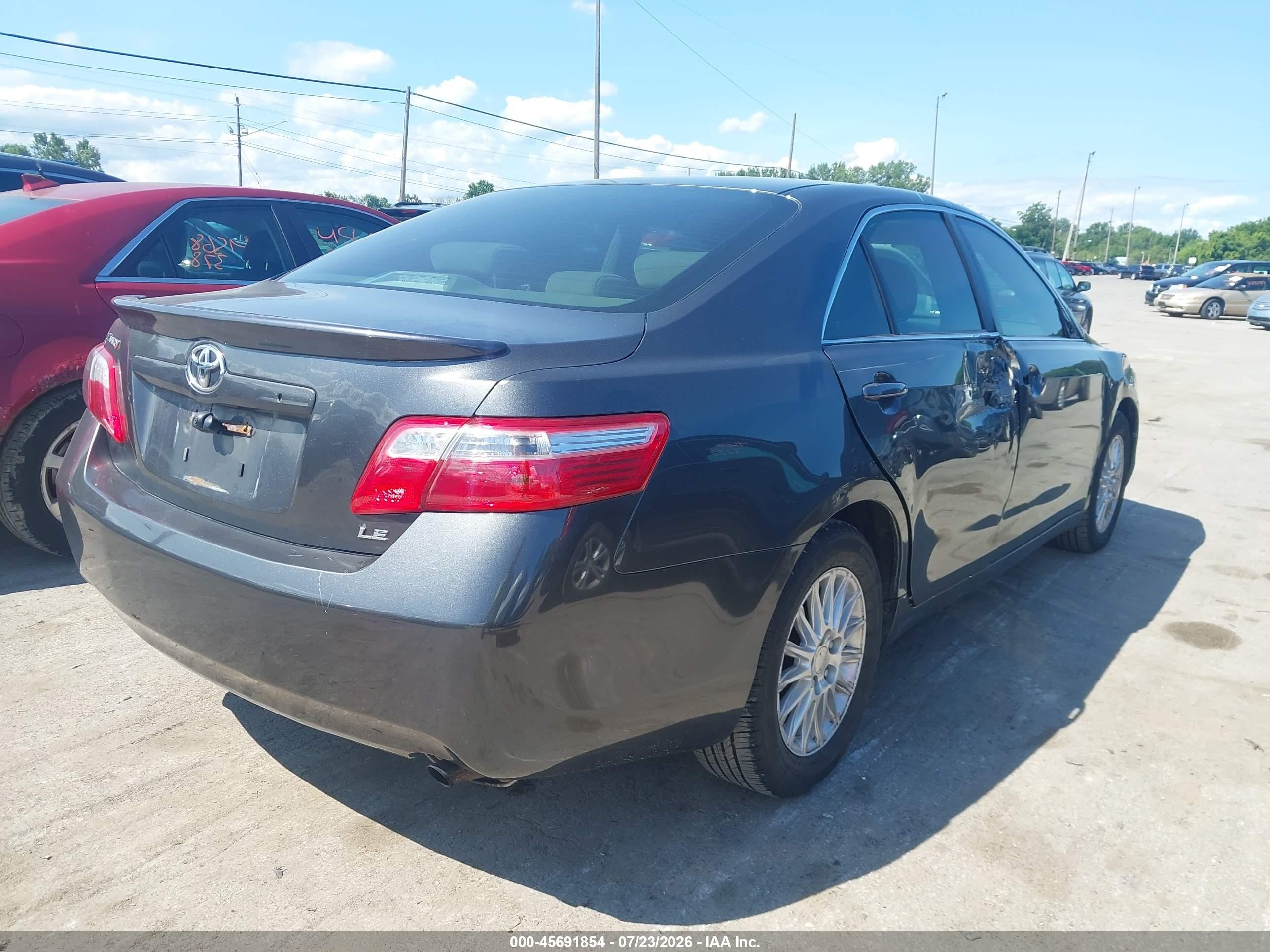 2007 Toyota Camry Le Gray vin: 4T1BE46K97U528841
