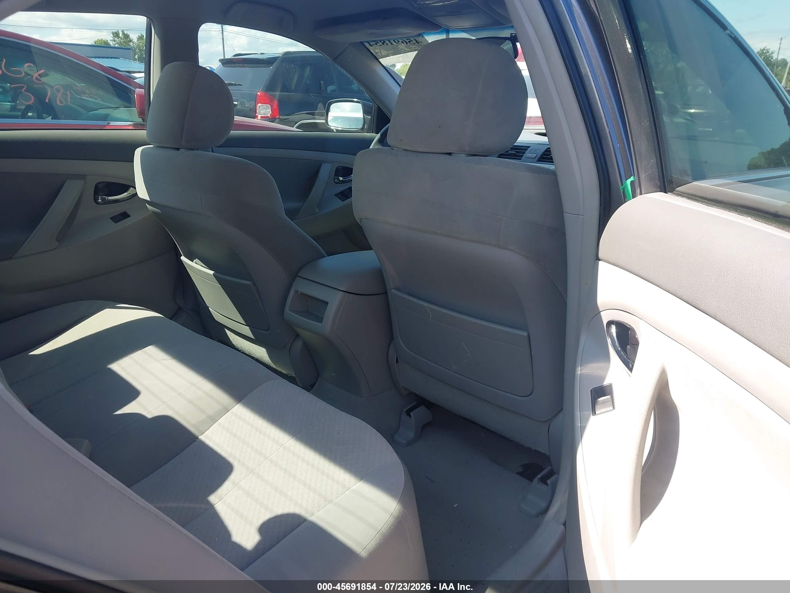 2007 Toyota Camry Le Gray vin: 4T1BE46K97U528841
