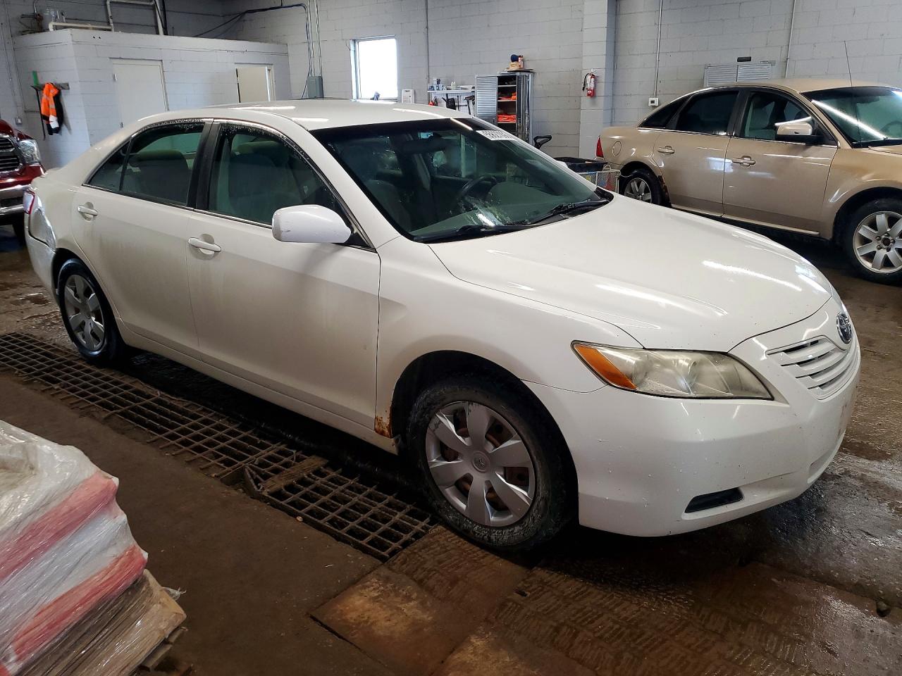 2007 Toyota Camry Le Белый vin: 4T1BE46K97U565081