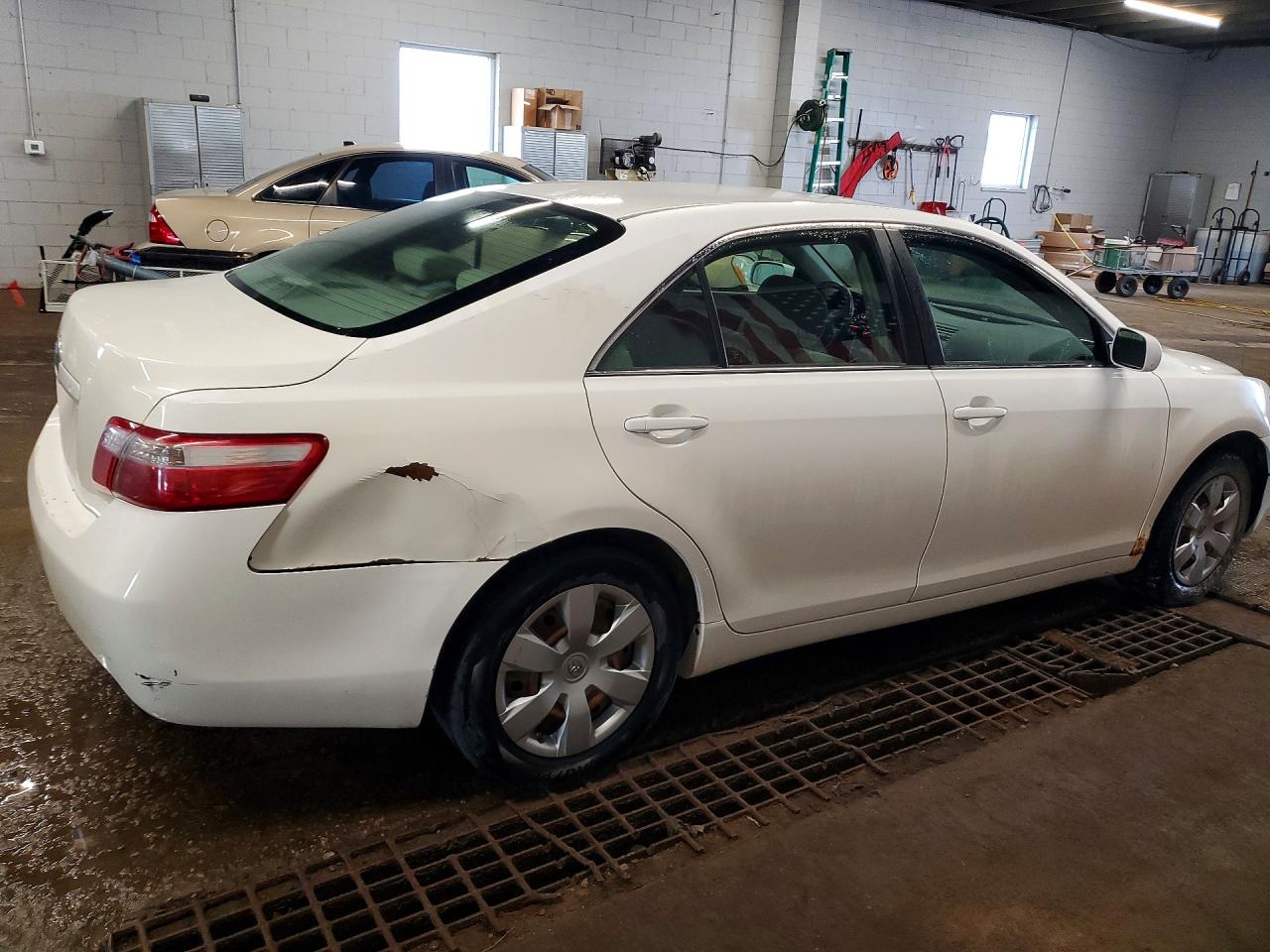 2007 Toyota Camry Le Белый vin: 4T1BE46K97U565081