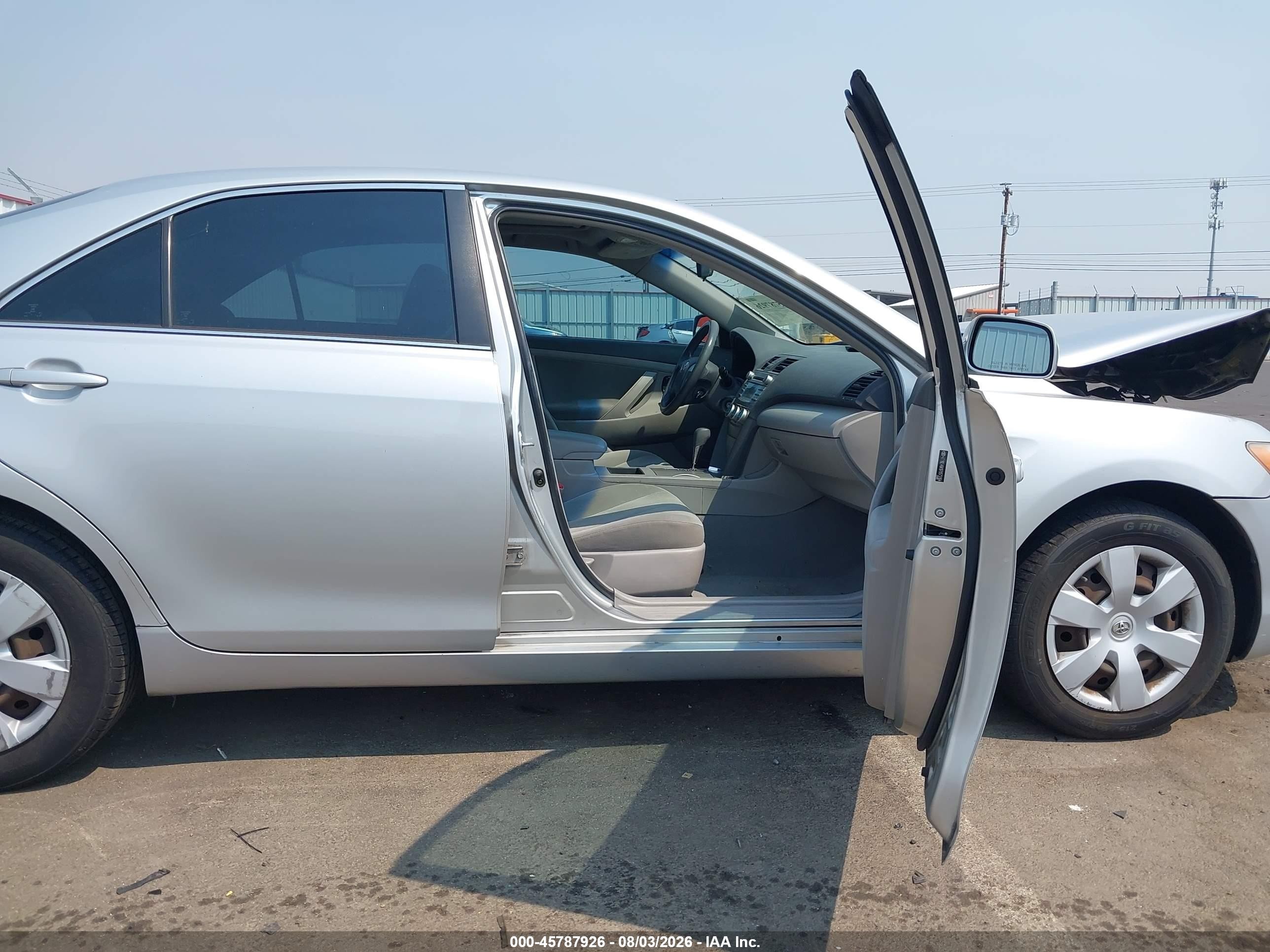 2007 Toyota Camry Le Silver vin: 4T1BE46K97U573164
