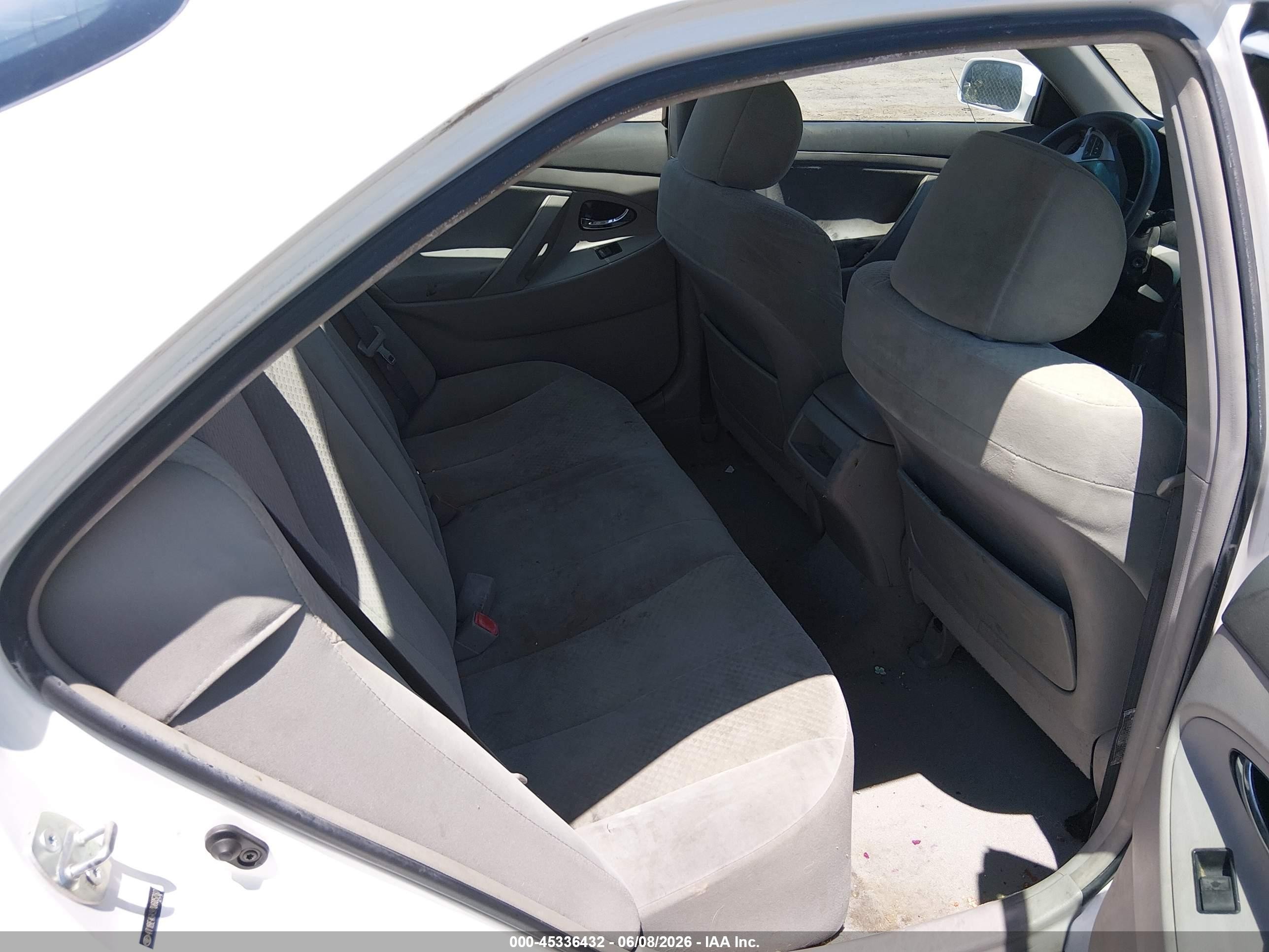 2007 Toyota Camry Le White vin: 4T1BE46K97U605787