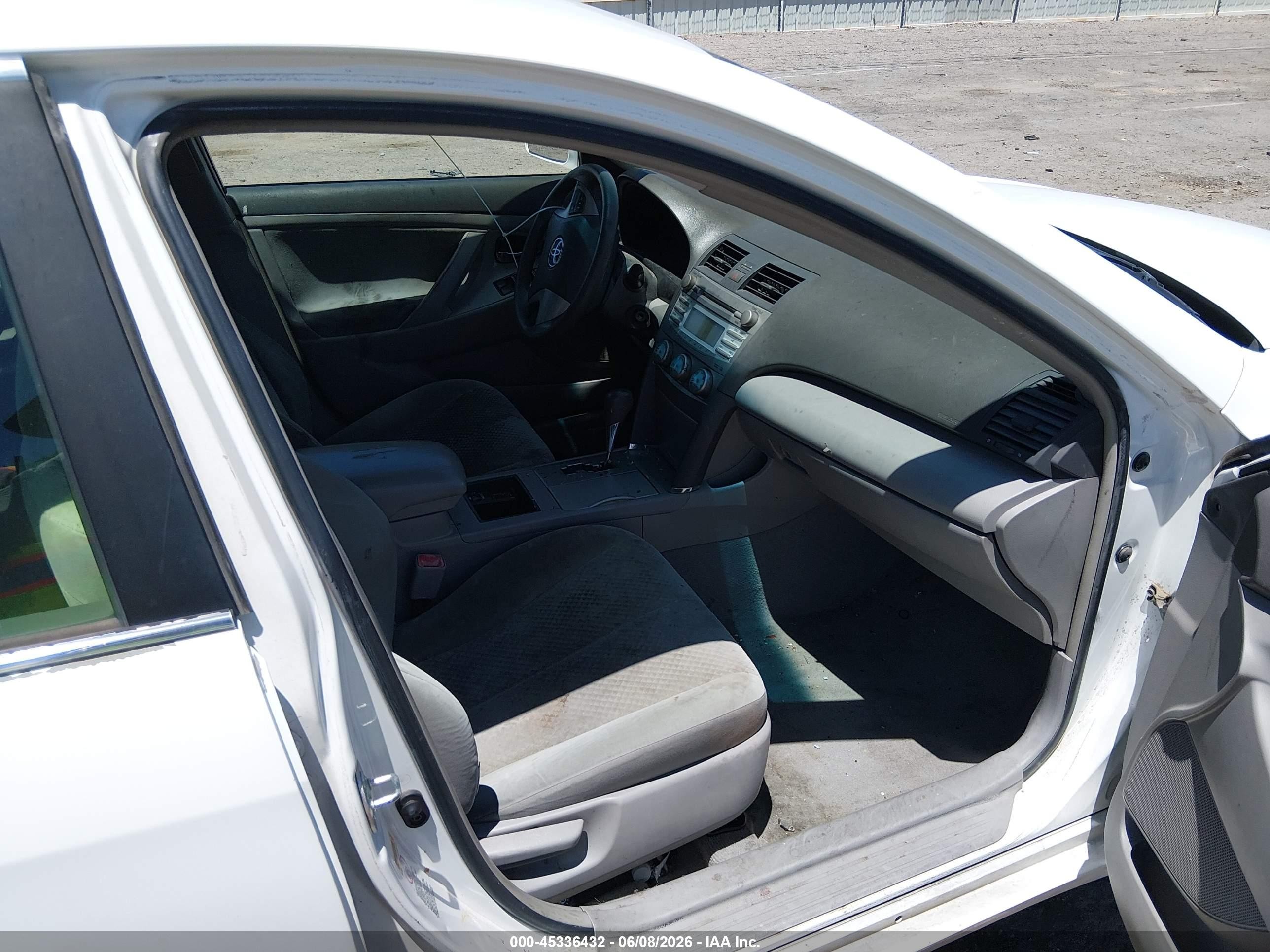 2007 Toyota Camry Le White vin: 4T1BE46K97U605787