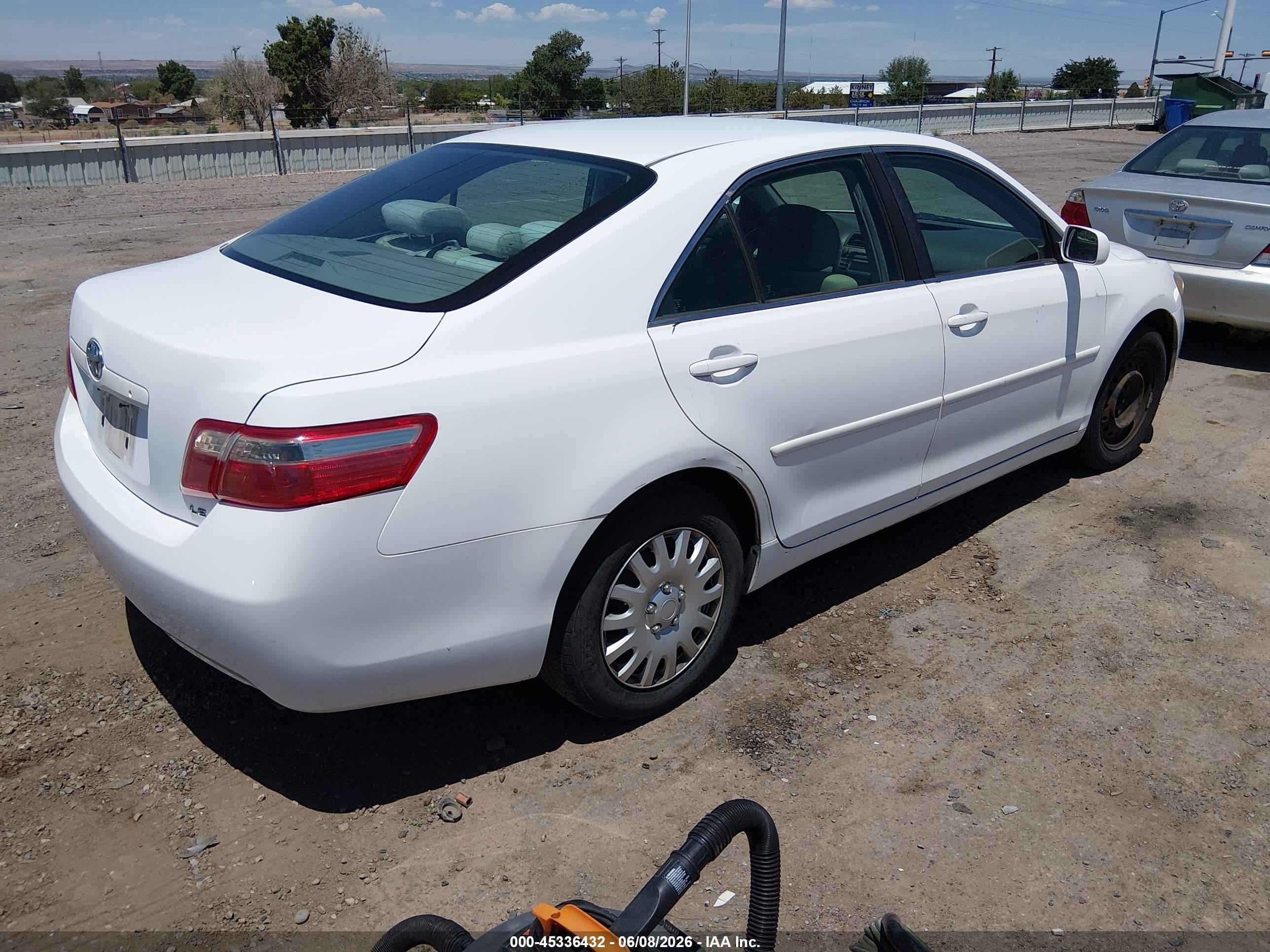 2007 Toyota Camry Le White vin: 4T1BE46K97U605787