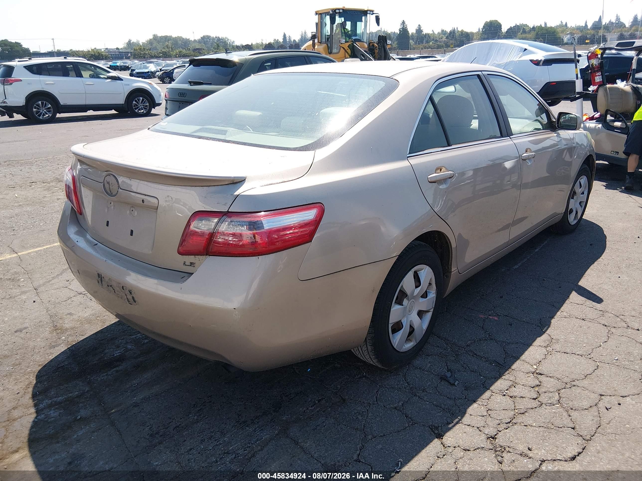 2007 Toyota Camry Le Gold vin: 4T1BE46K97U621908