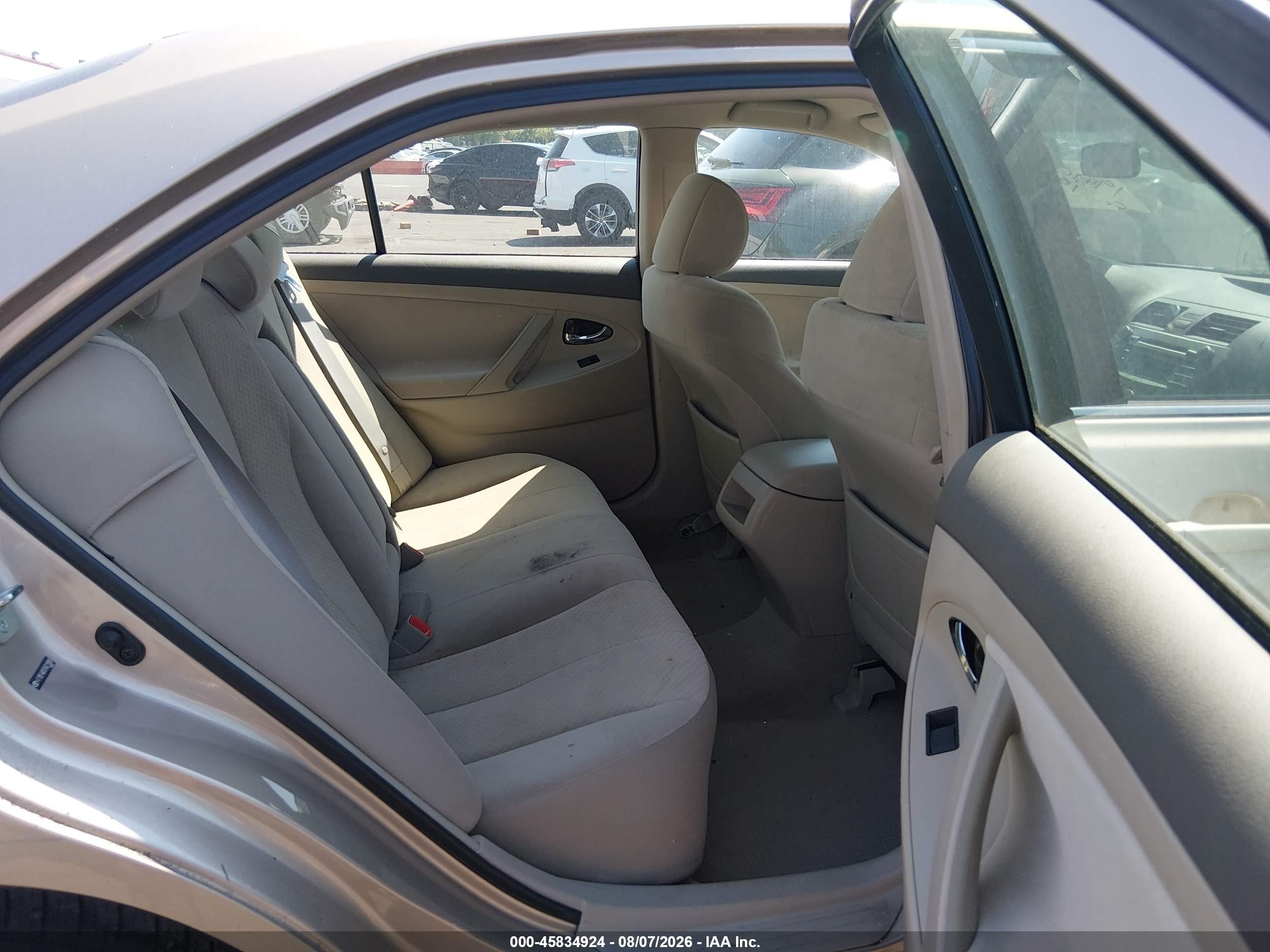 2007 Toyota Camry Le Gold vin: 4T1BE46K97U621908