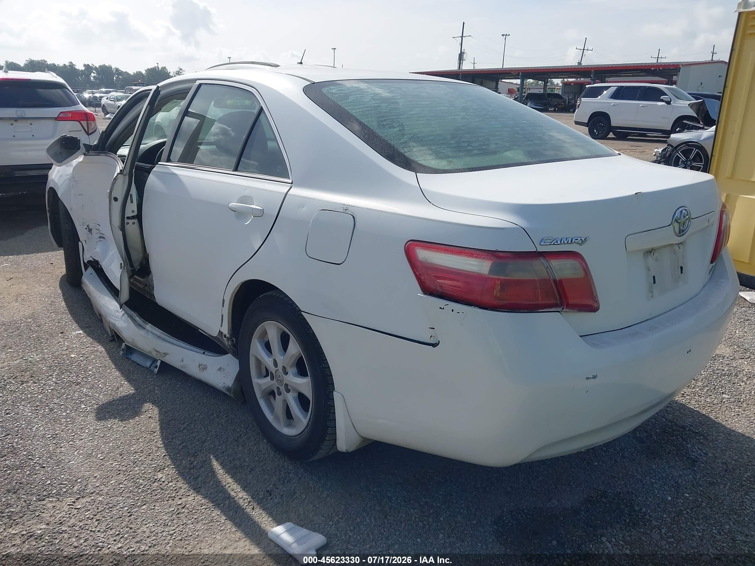 2007 Toyota Camry Le White vin: 4T1BE46K97U622623