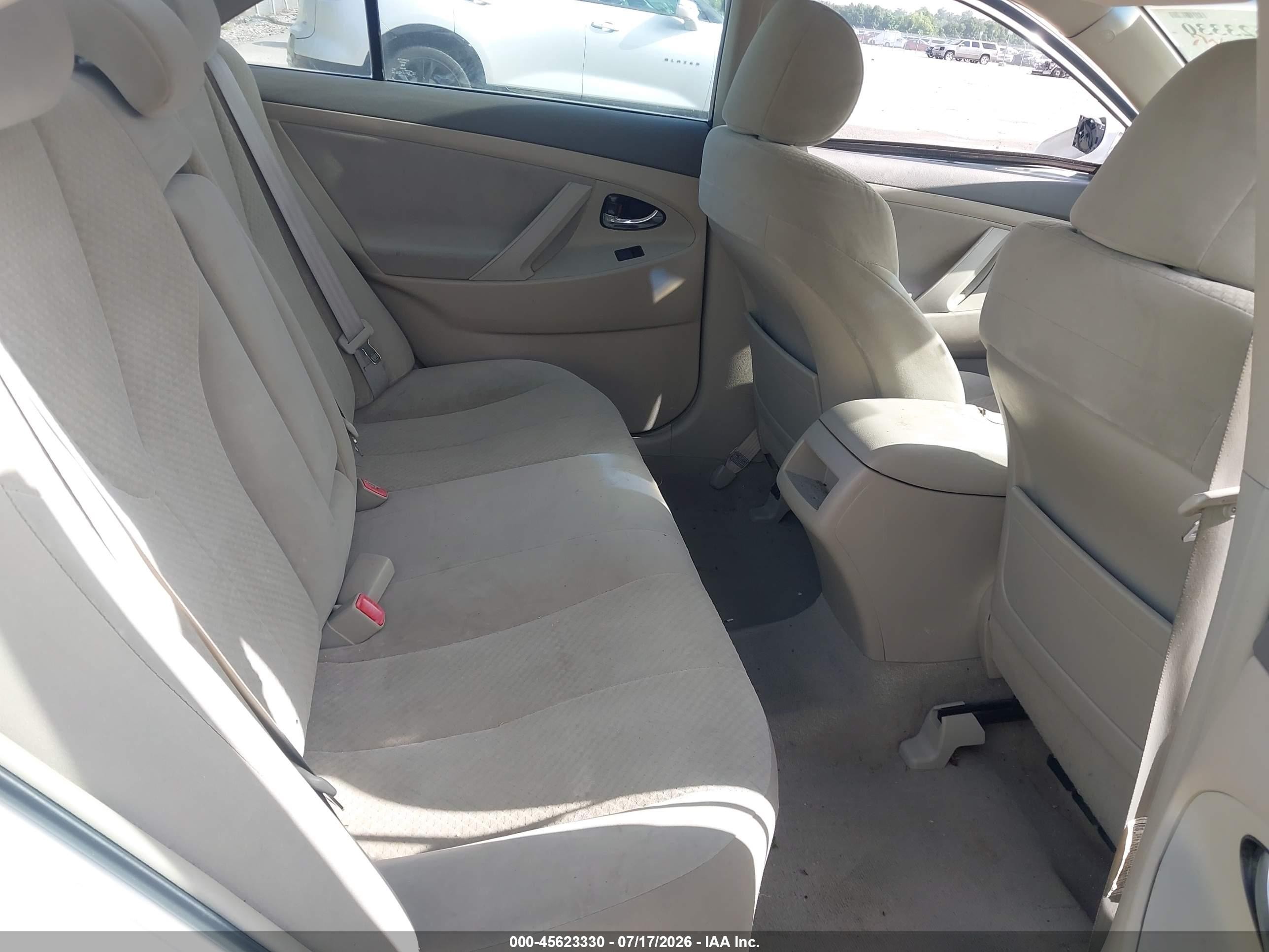 2007 Toyota Camry Le White vin: 4T1BE46K97U622623