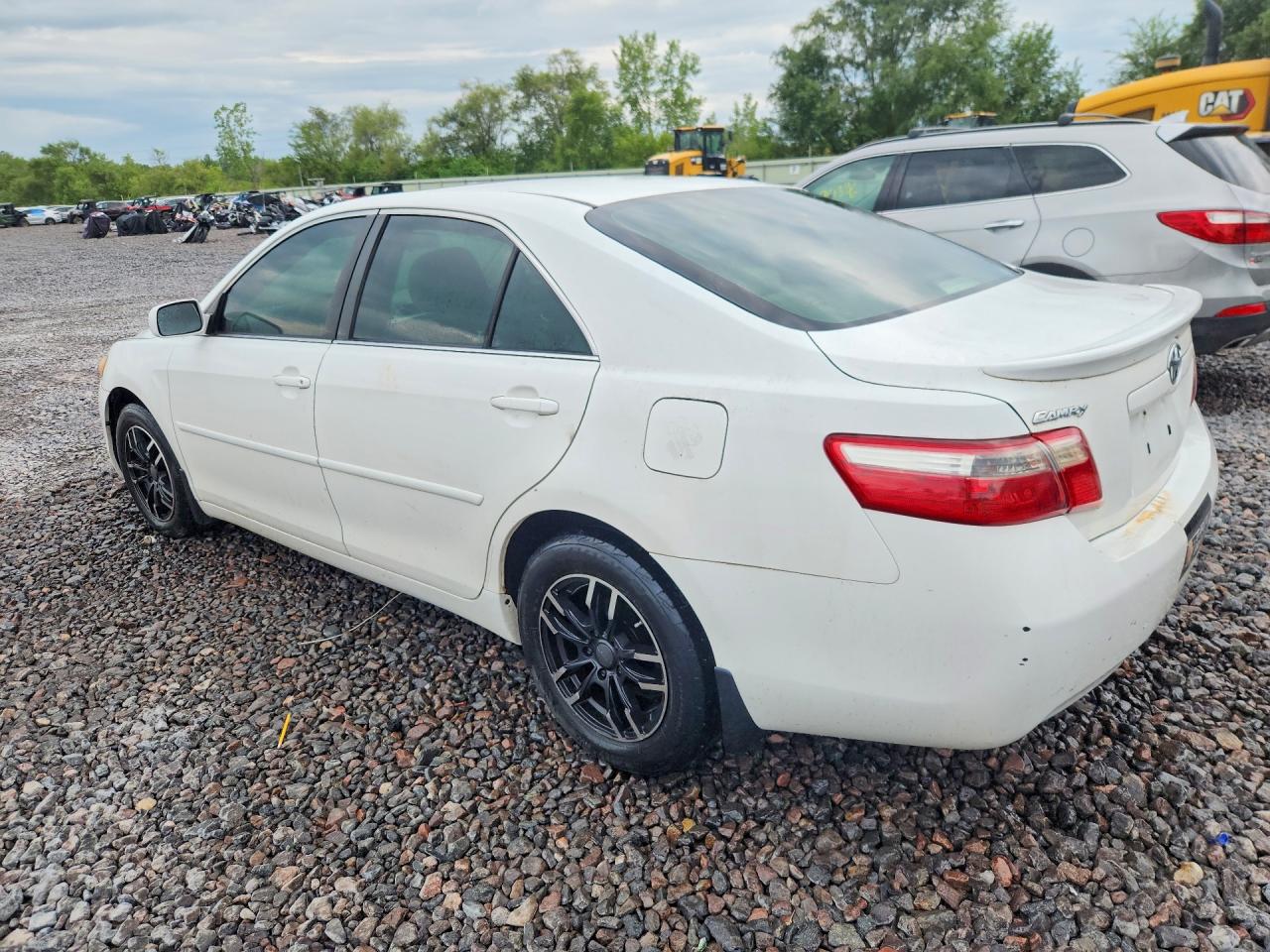 2007 Toyota Camry Le White vin: 4T1BE46K97U625828