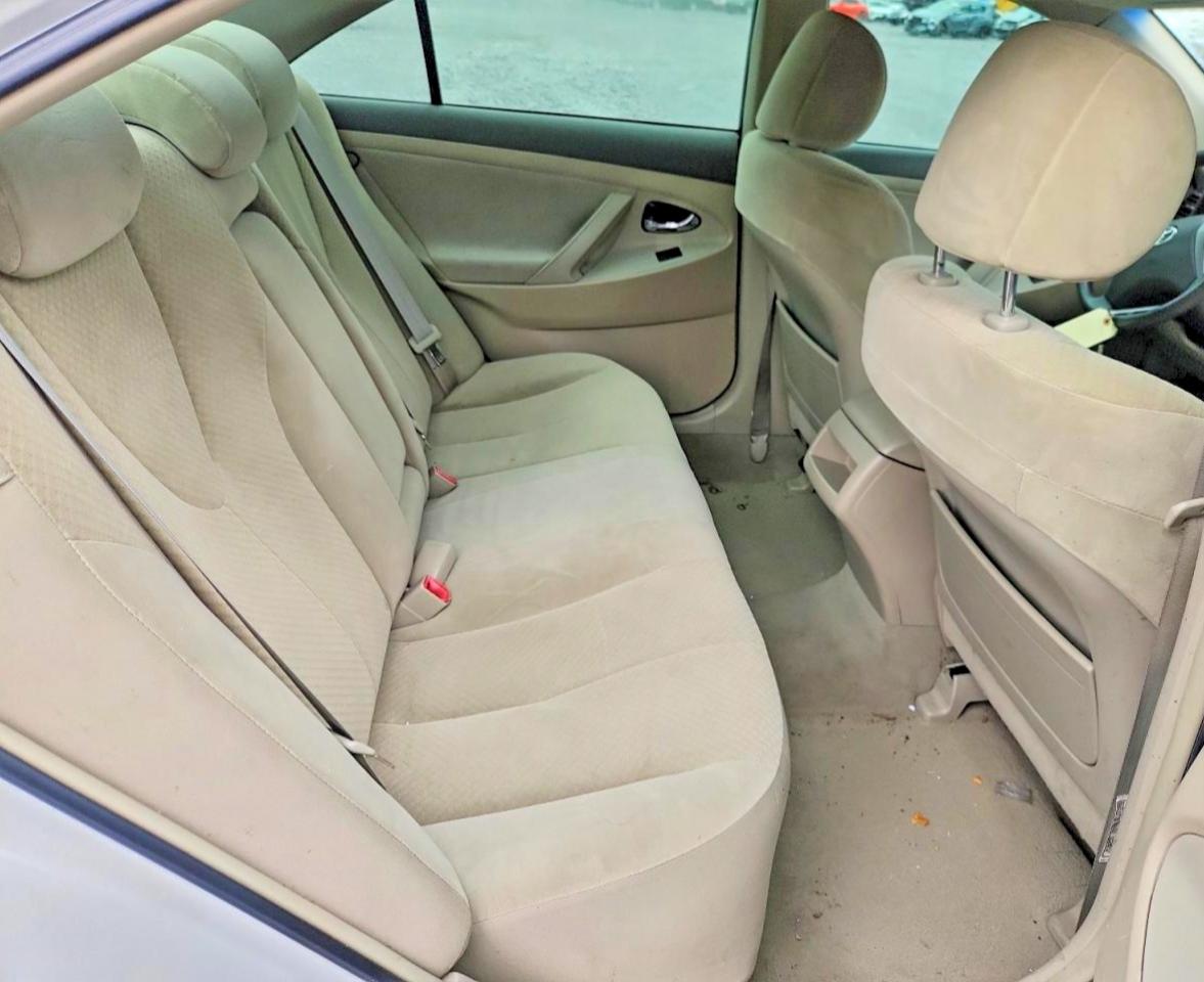 2007 Toyota Camry Le White vin: 4T1BE46K97U625828