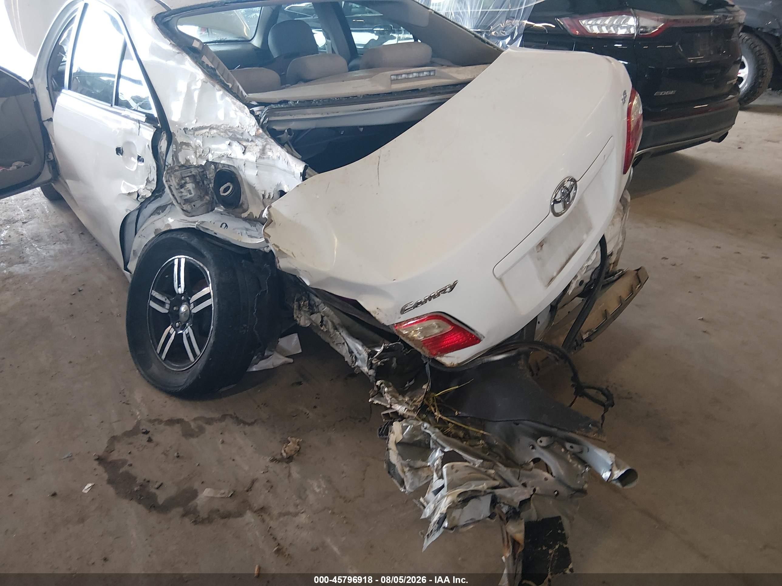 2007 Toyota Camry Le White vin: 4T1BE46K97U637915