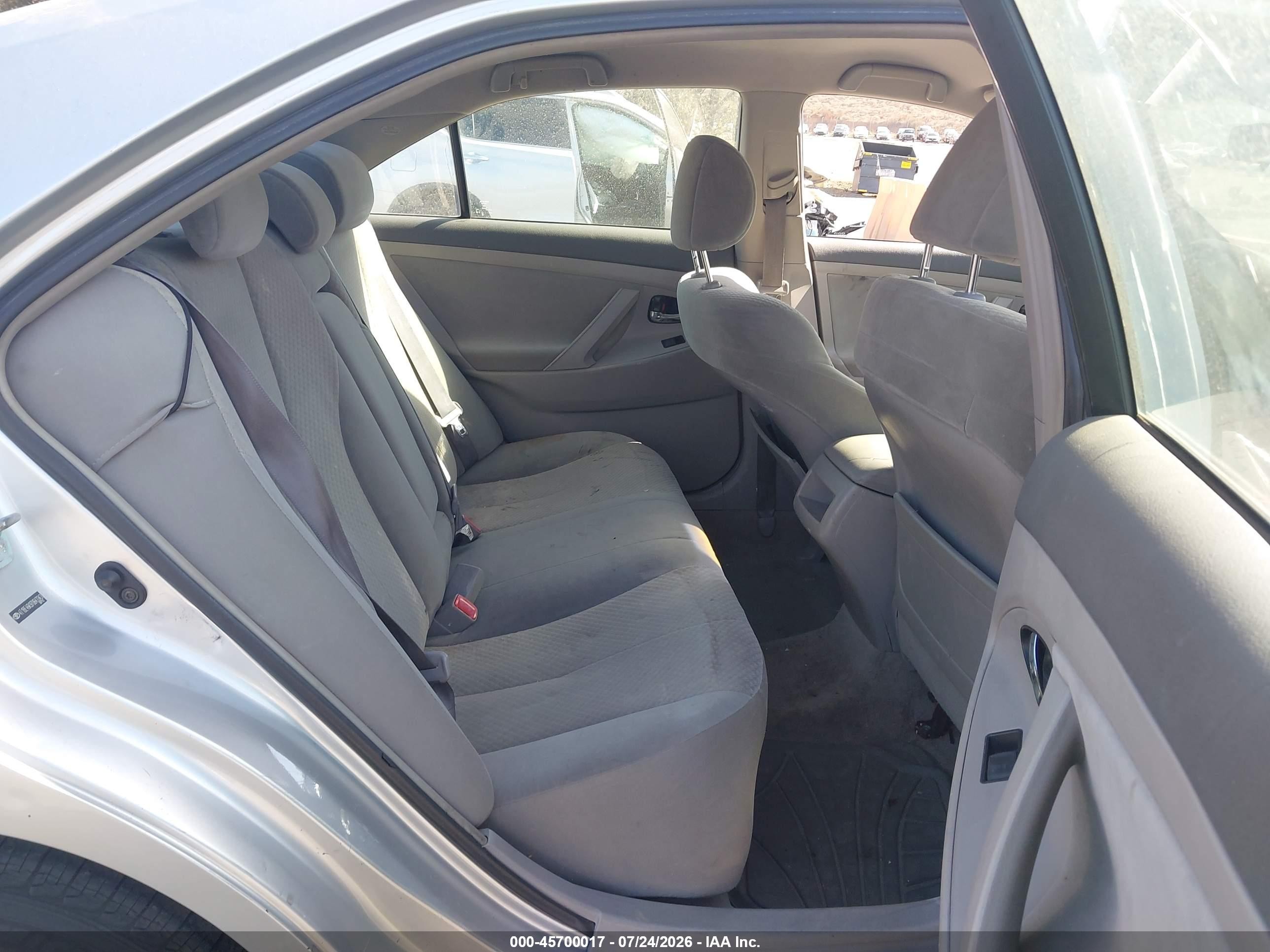2007 Toyota Camry Le Silver vin: 4T1BE46K97U643343